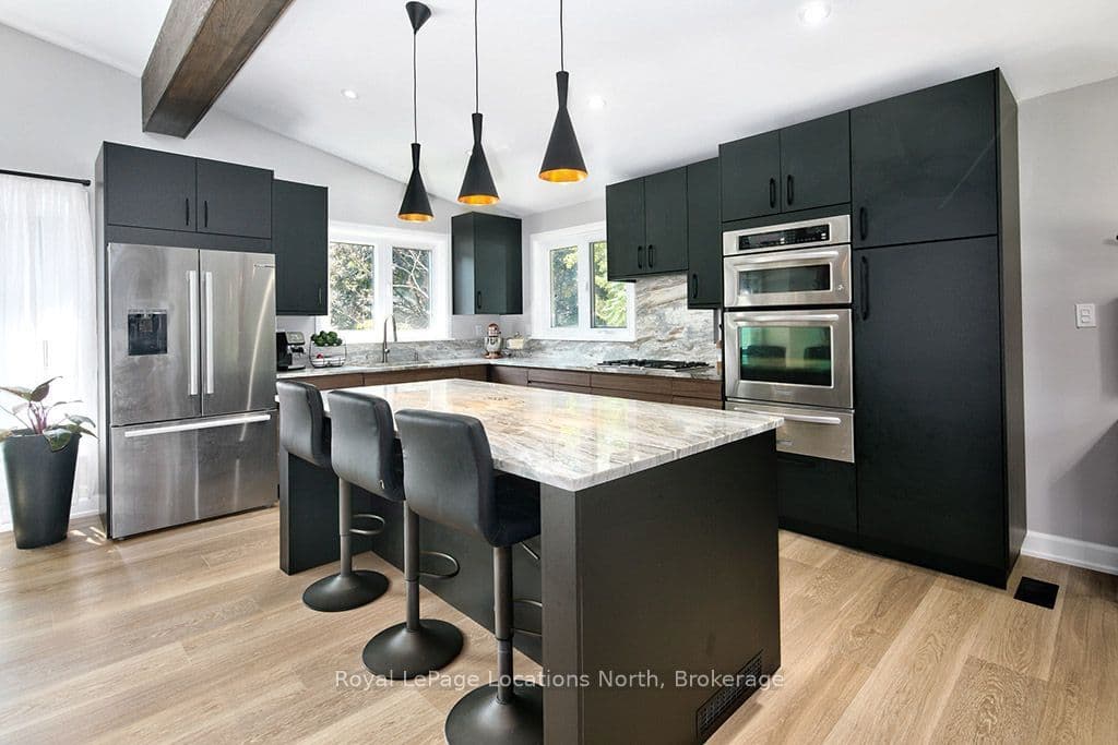 194 Montgomery Street, Meaford, ON N4L 1C4