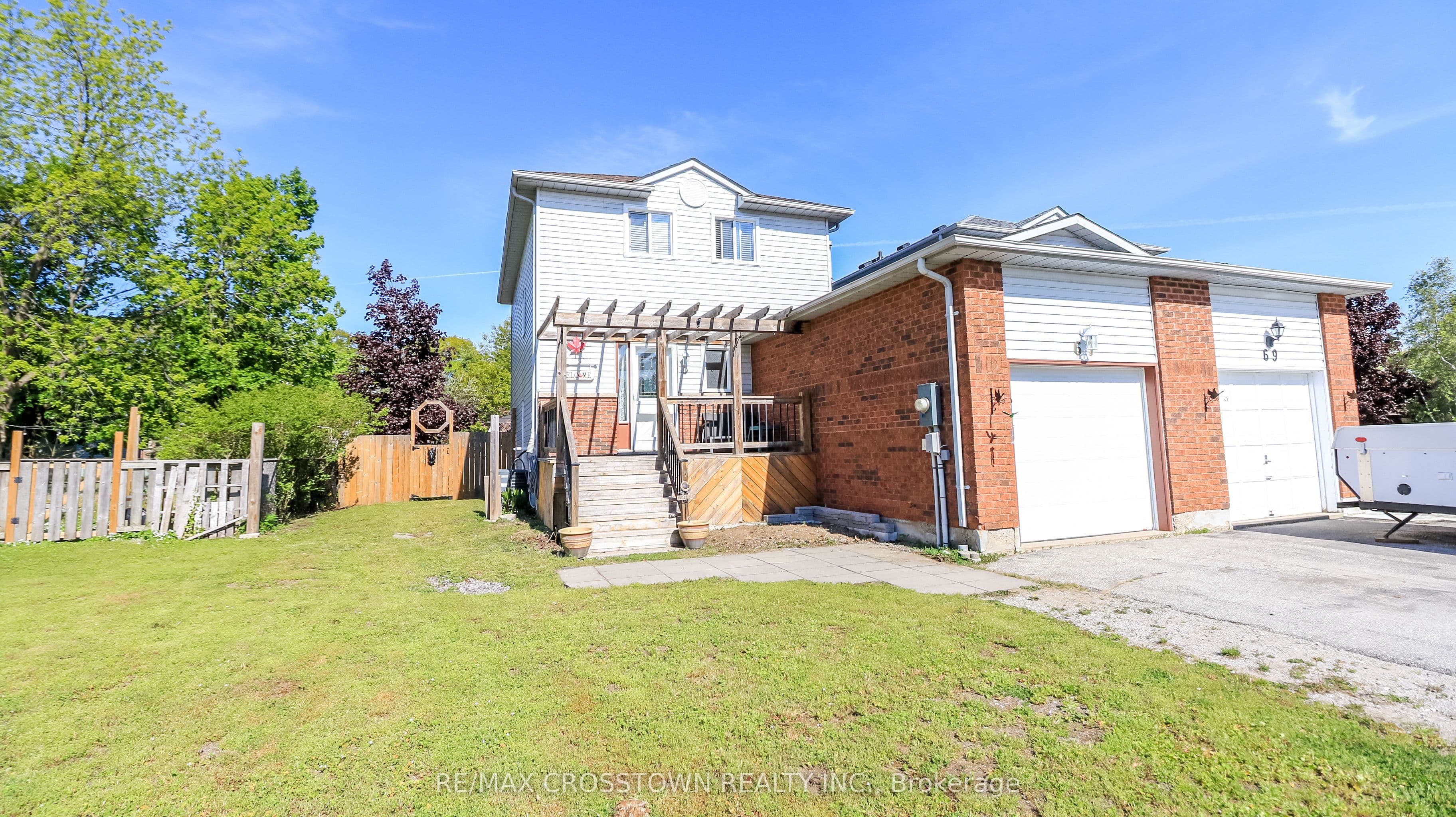 67 Donald Crescent, Wasaga Beach, ON L9Z 1E3