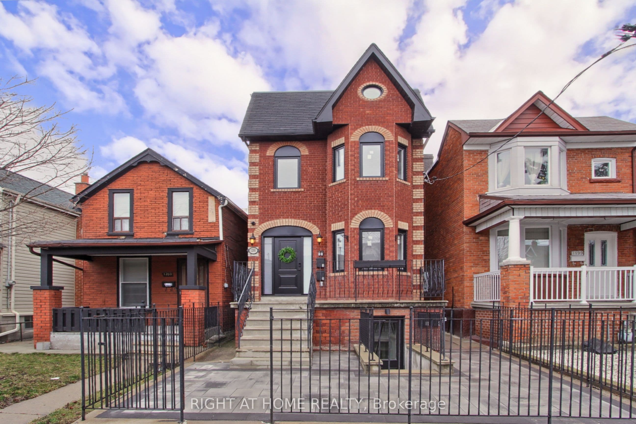 1201 Dovercourt Road Unit 4, Toronto, ON M6H 2Y1