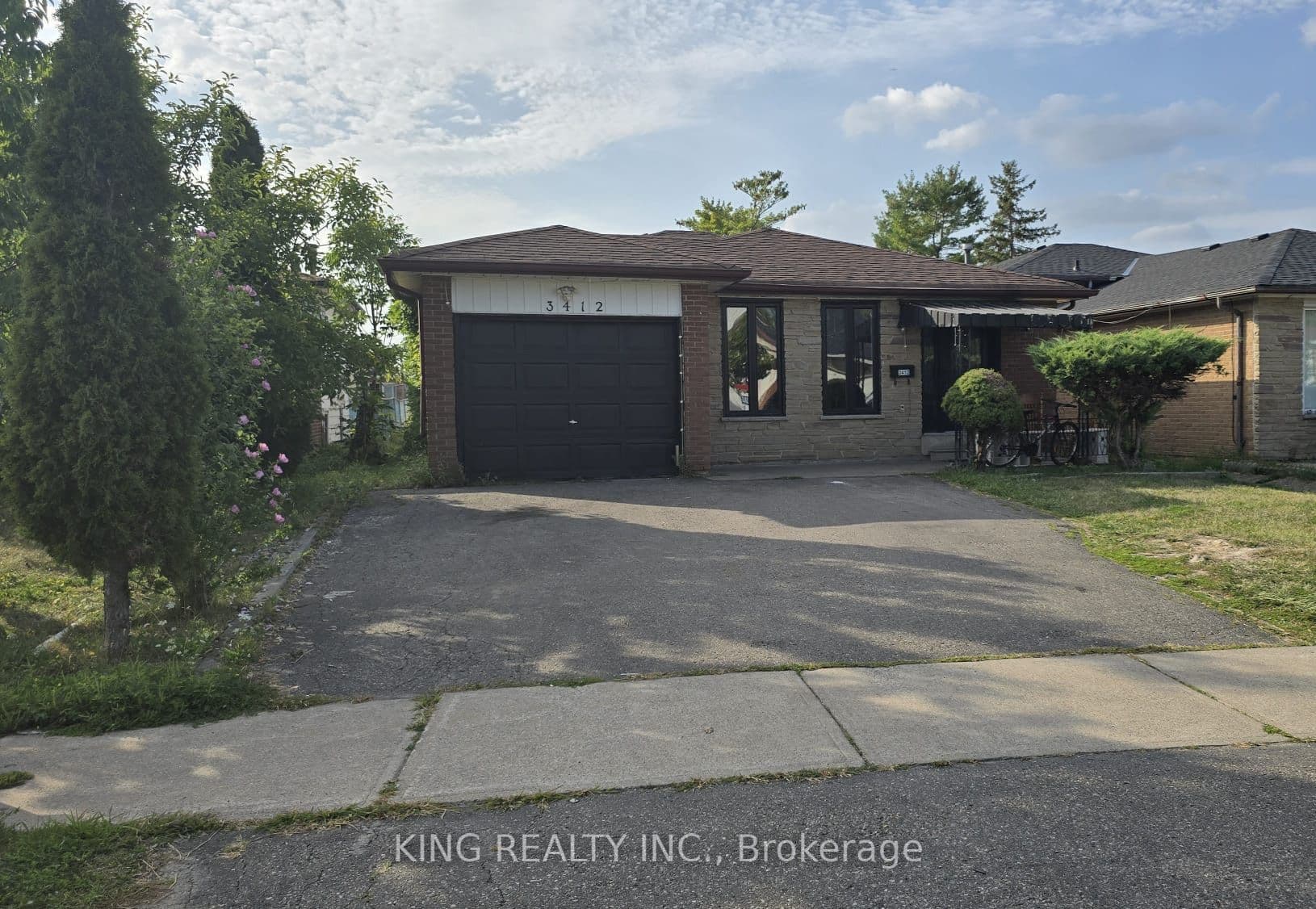 3412 Monica Drive, Mississauga, ON L4T 3E7