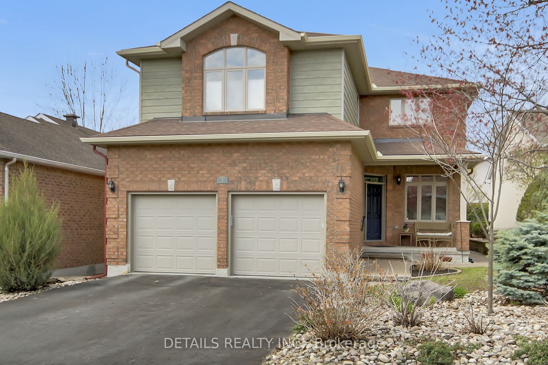 7 Stonecroft Terrace, Kanata, ON K2K 2V1