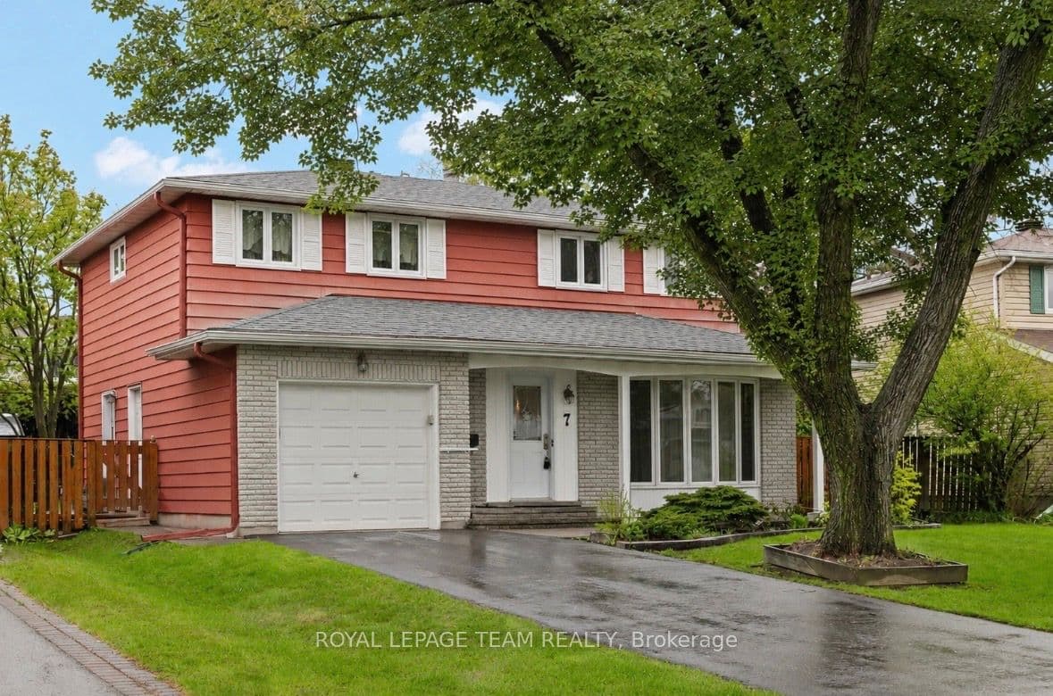 7 Centrepark Drive, Blackburn Hamlet, ON K1B 3C2