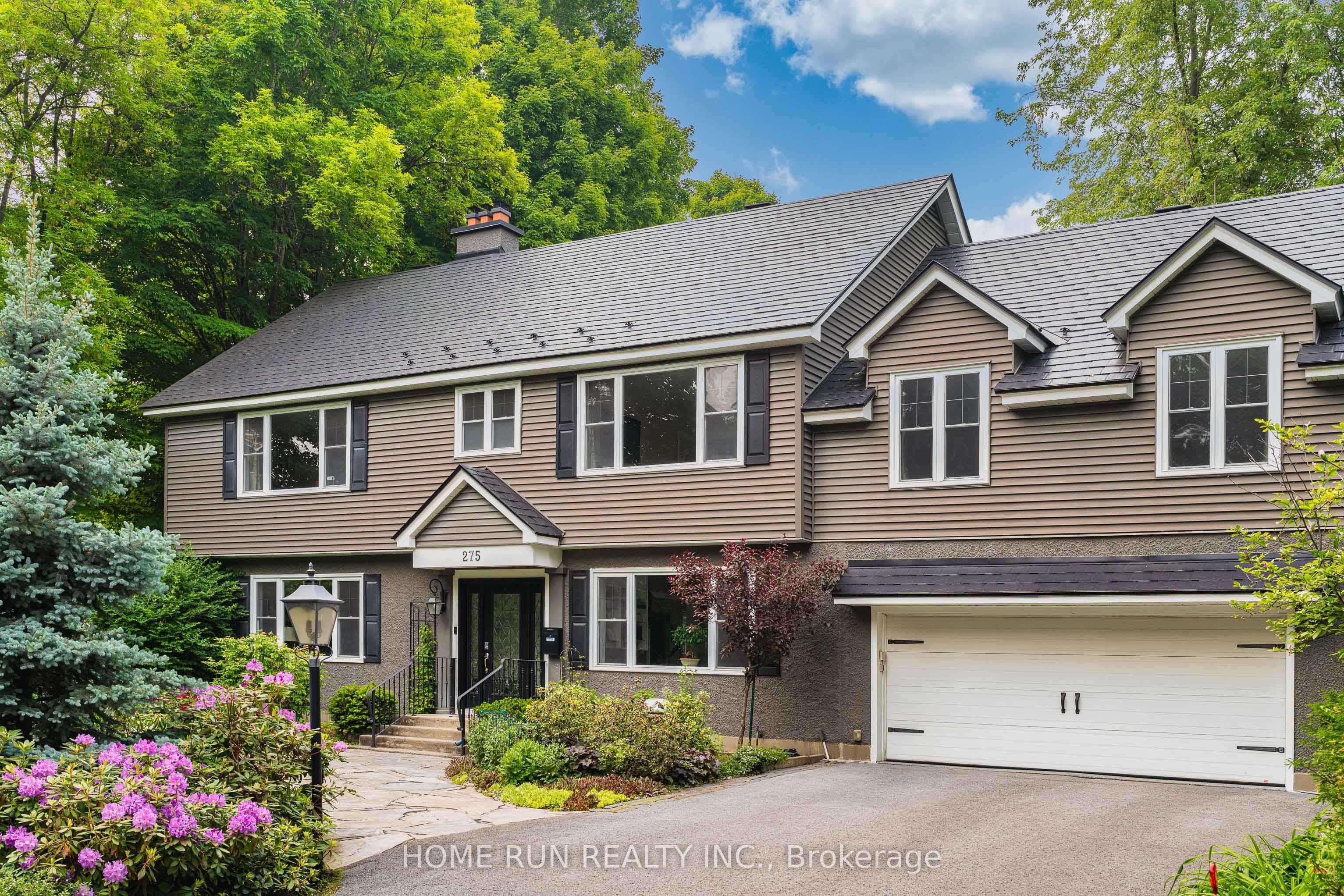 275 BUCHAN Road, Rockcliffe Park, ON K1M 0W4