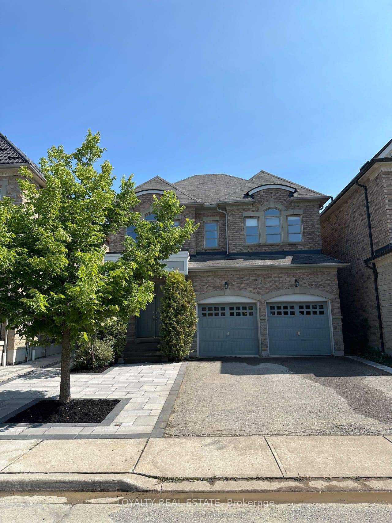 11 Mayapple Lane, Richmond Hill, ON L4E 1B8