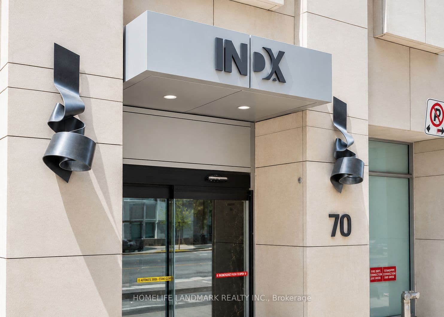 70 Temperance Street 3007, Toronto, ON M5H 4E8