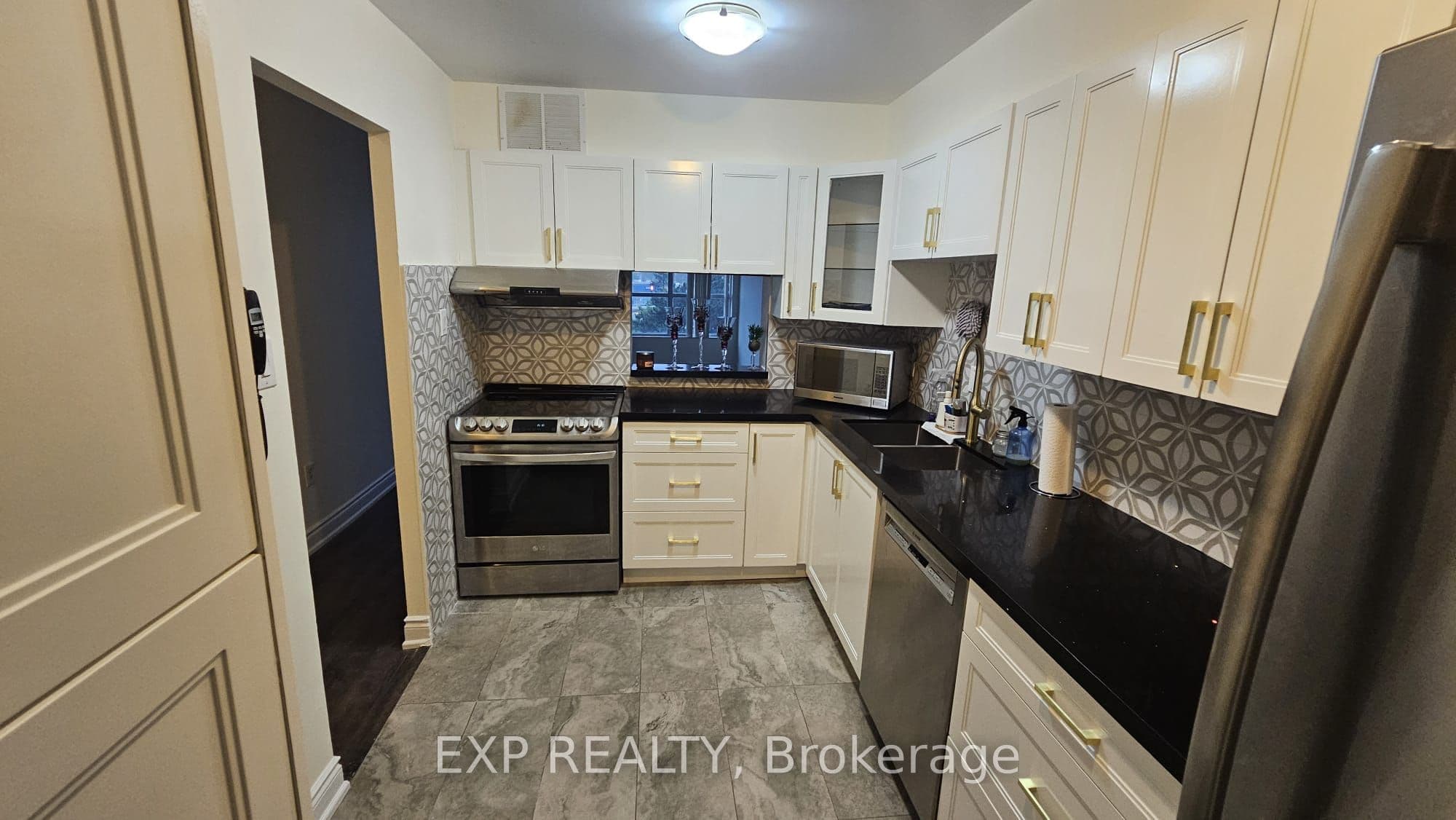 2365 Kennedy Road 407, Toronto, ON M1T 3S6