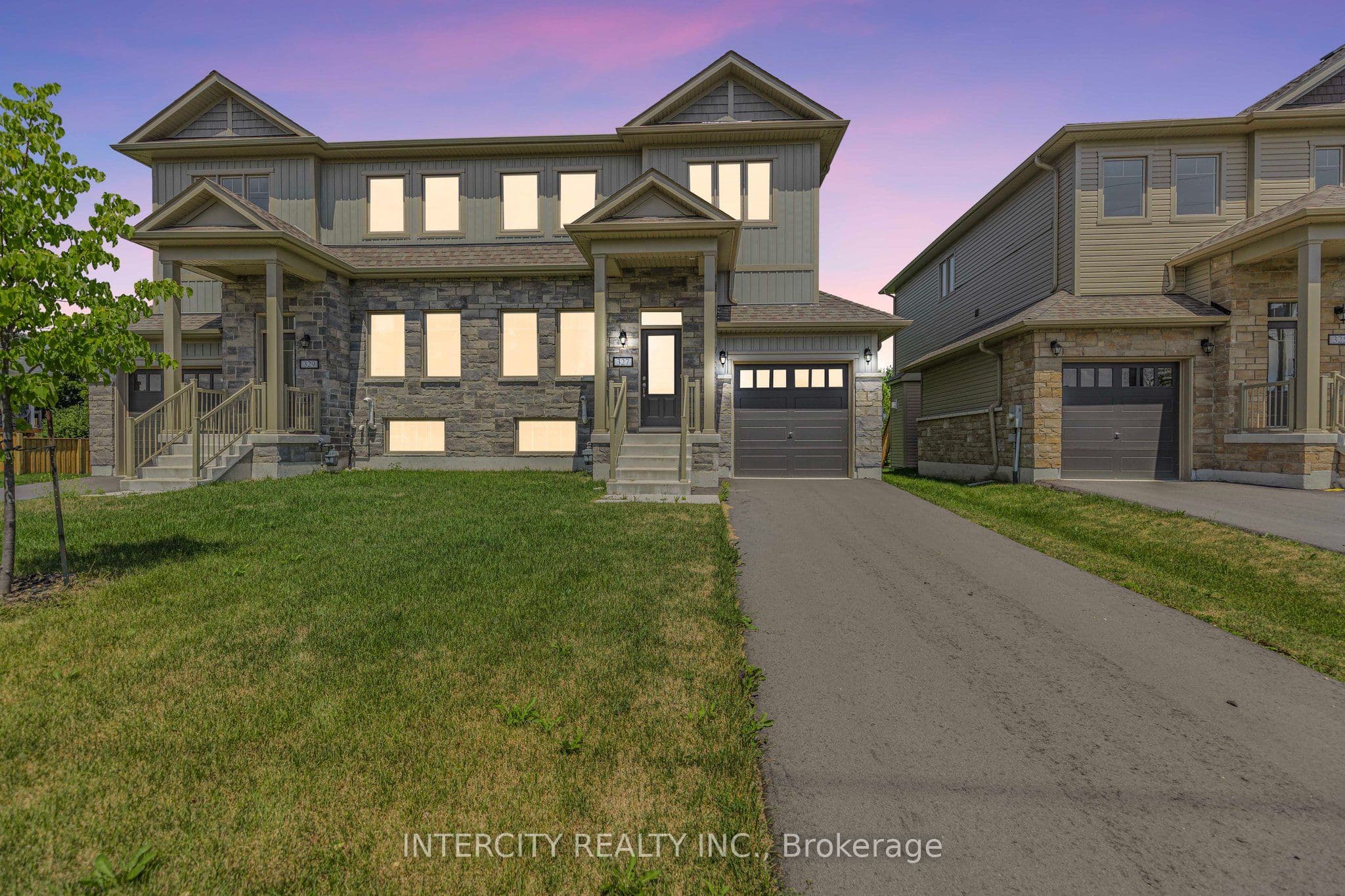 327 Quebec Street, Clearview, ON L0M 1S0