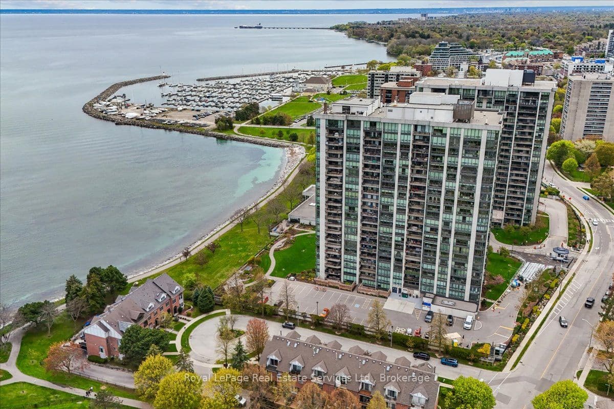 2170 Marine Drive 506, Oakville, ON L6L 5V1