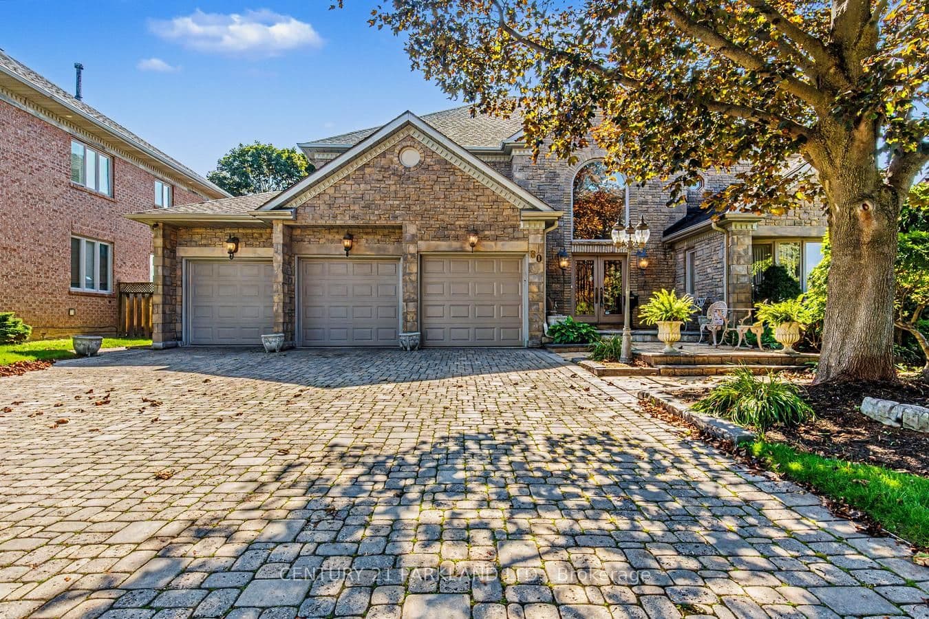 80 Glenayr Road, Richmond Hill, ON L4B 2V5