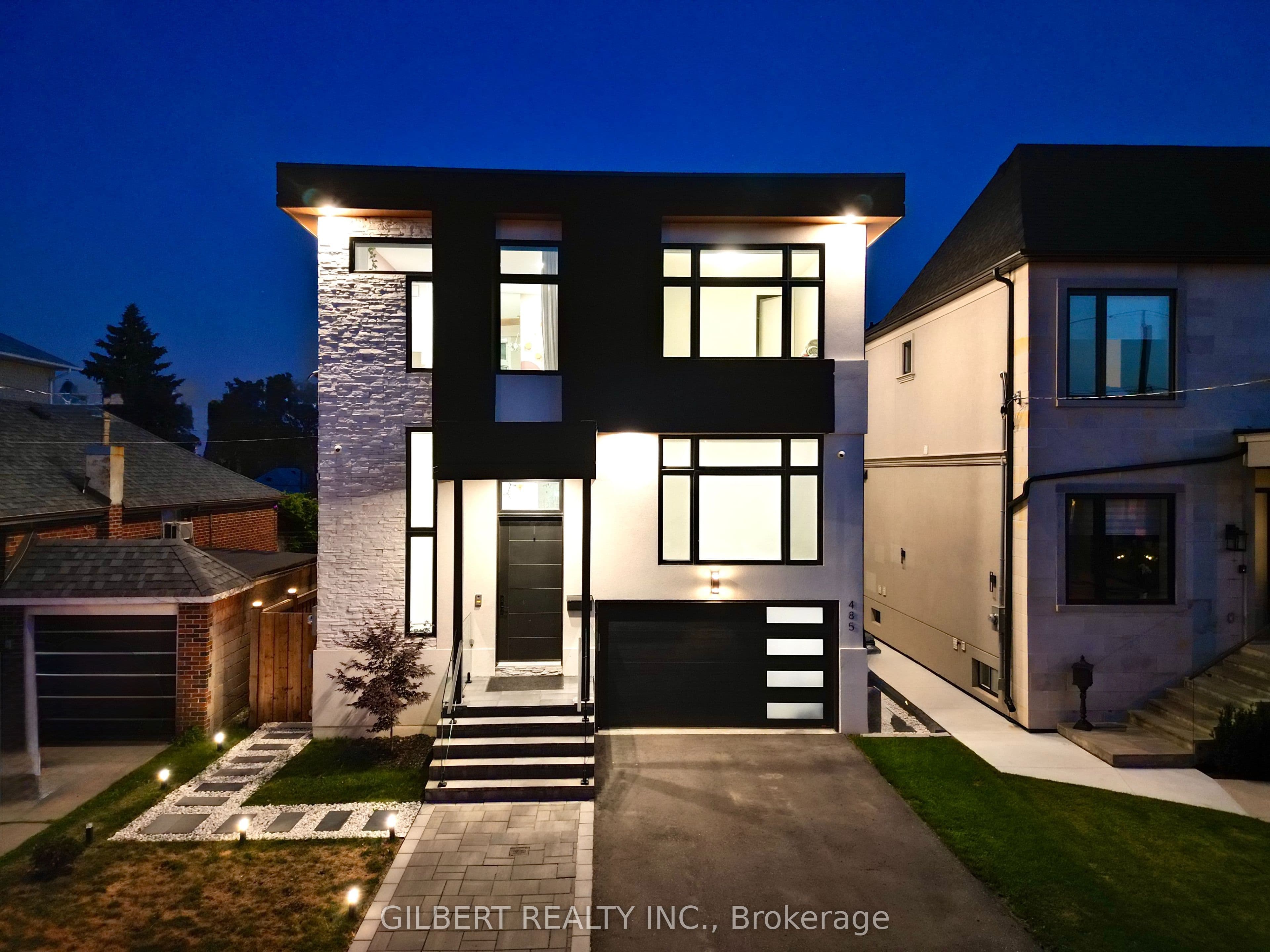 485 ridelle Avenue, Toronto, ON M6B 1K6