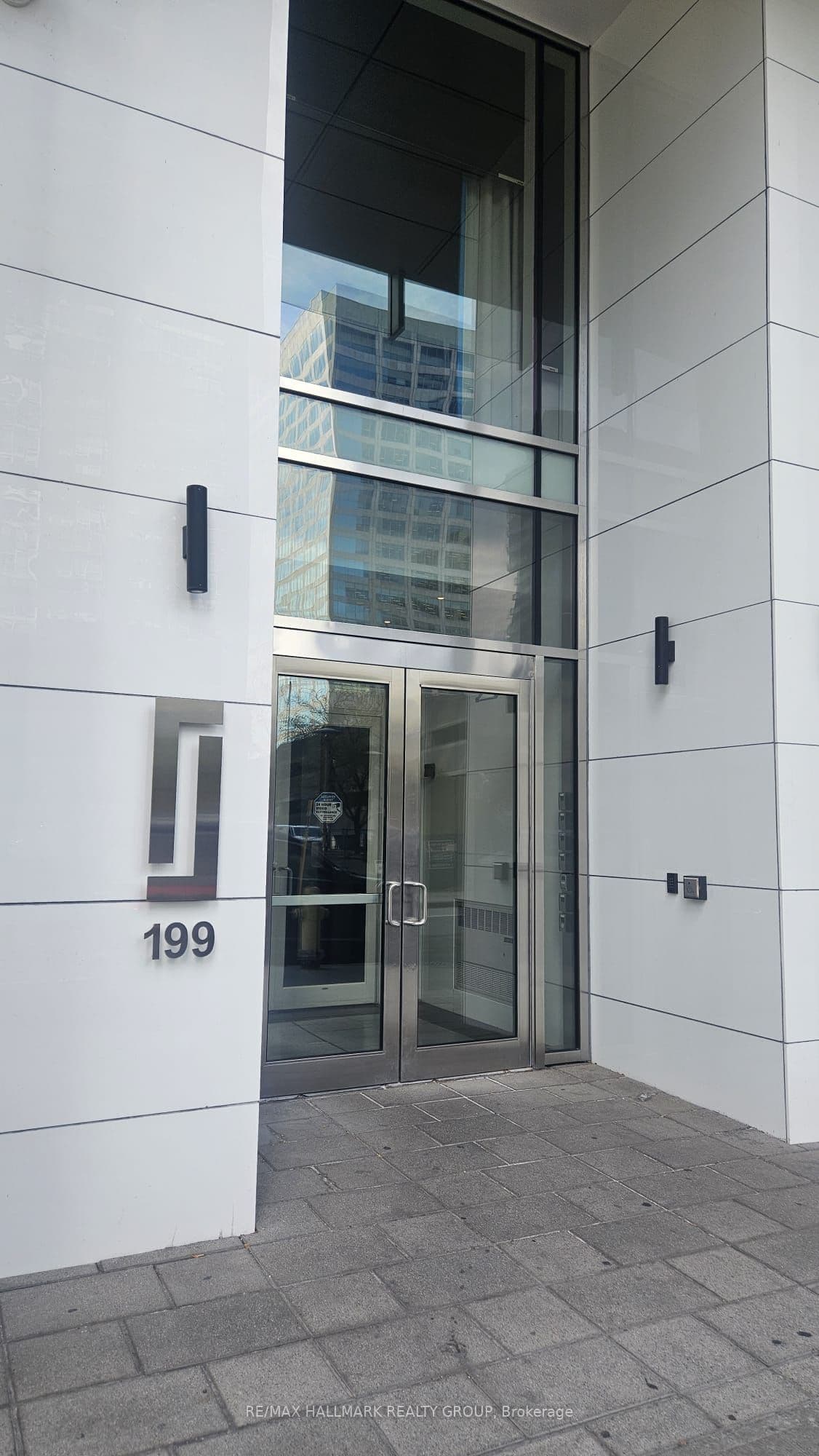 199 Slater Street 1704, Ottawa Centre, ON K1P 0C8