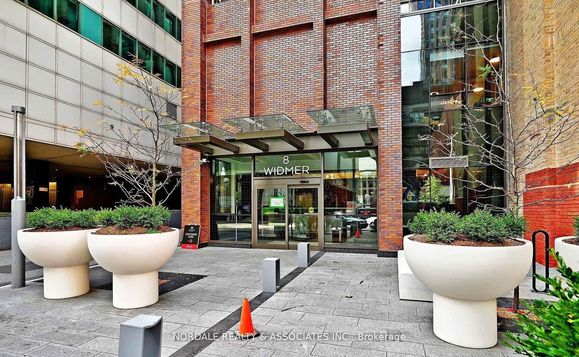 28 Widmer Street SPH29, Toronto, ON M5V 0T2