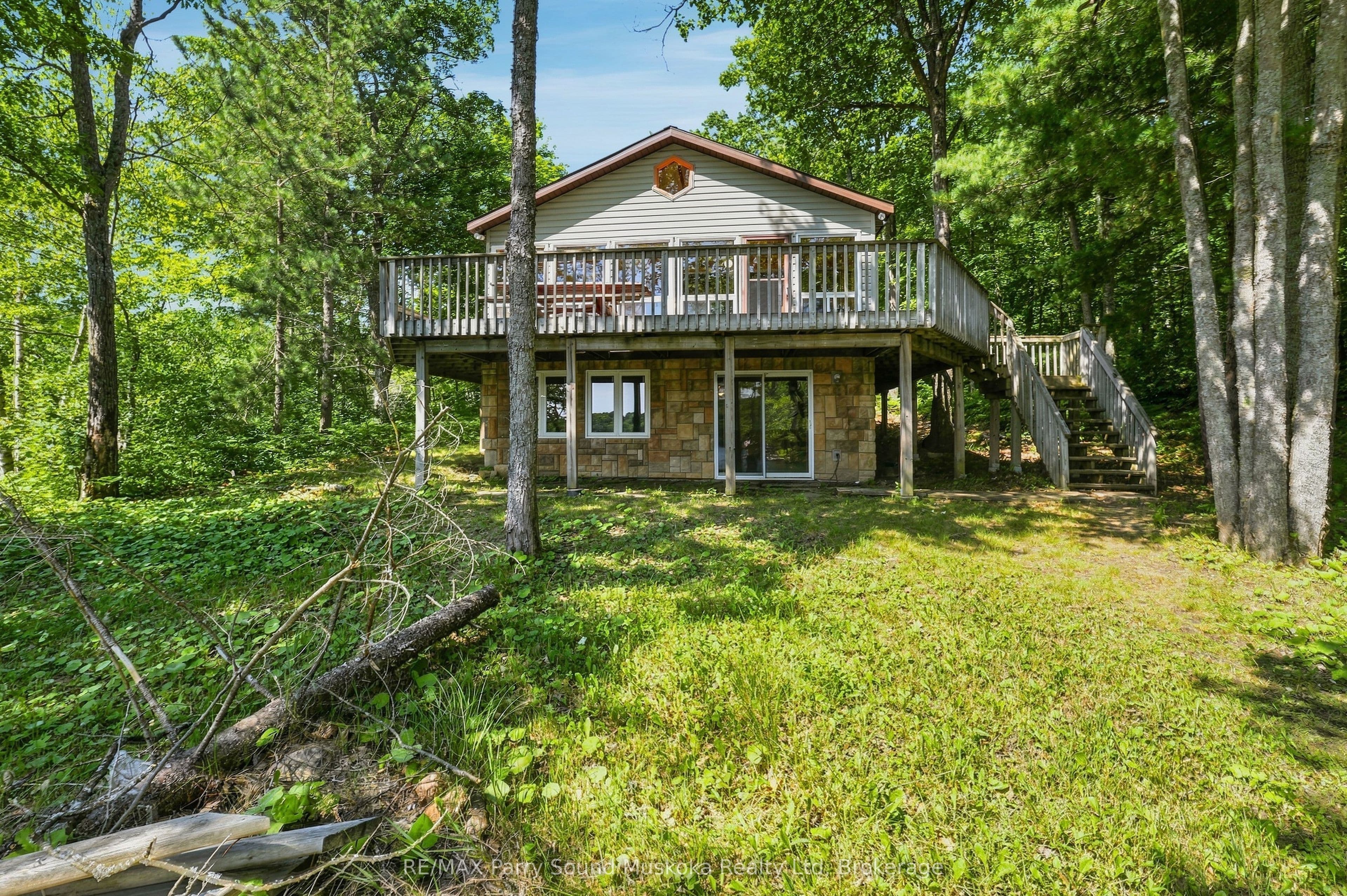 889 185 WA Horseshoe Lake, Seguin, ON P2A 2W8