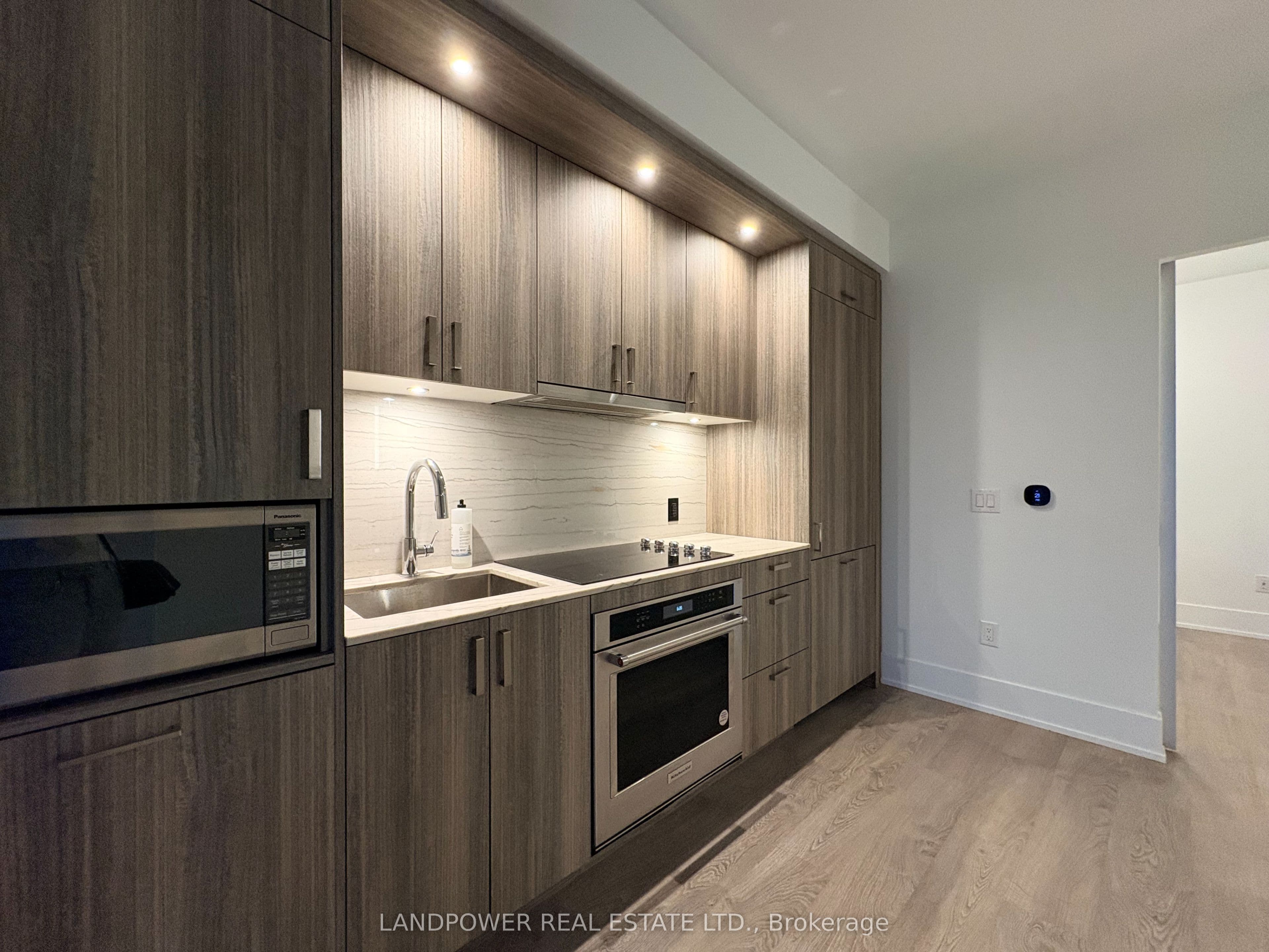 480 Front Street W 1303, Toronto, ON M5V 0V5