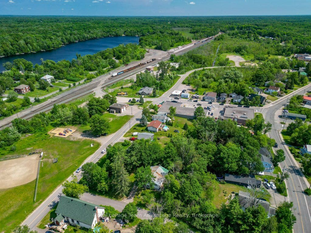 29 George Street, Georgian Bay, ON P0C 1H0