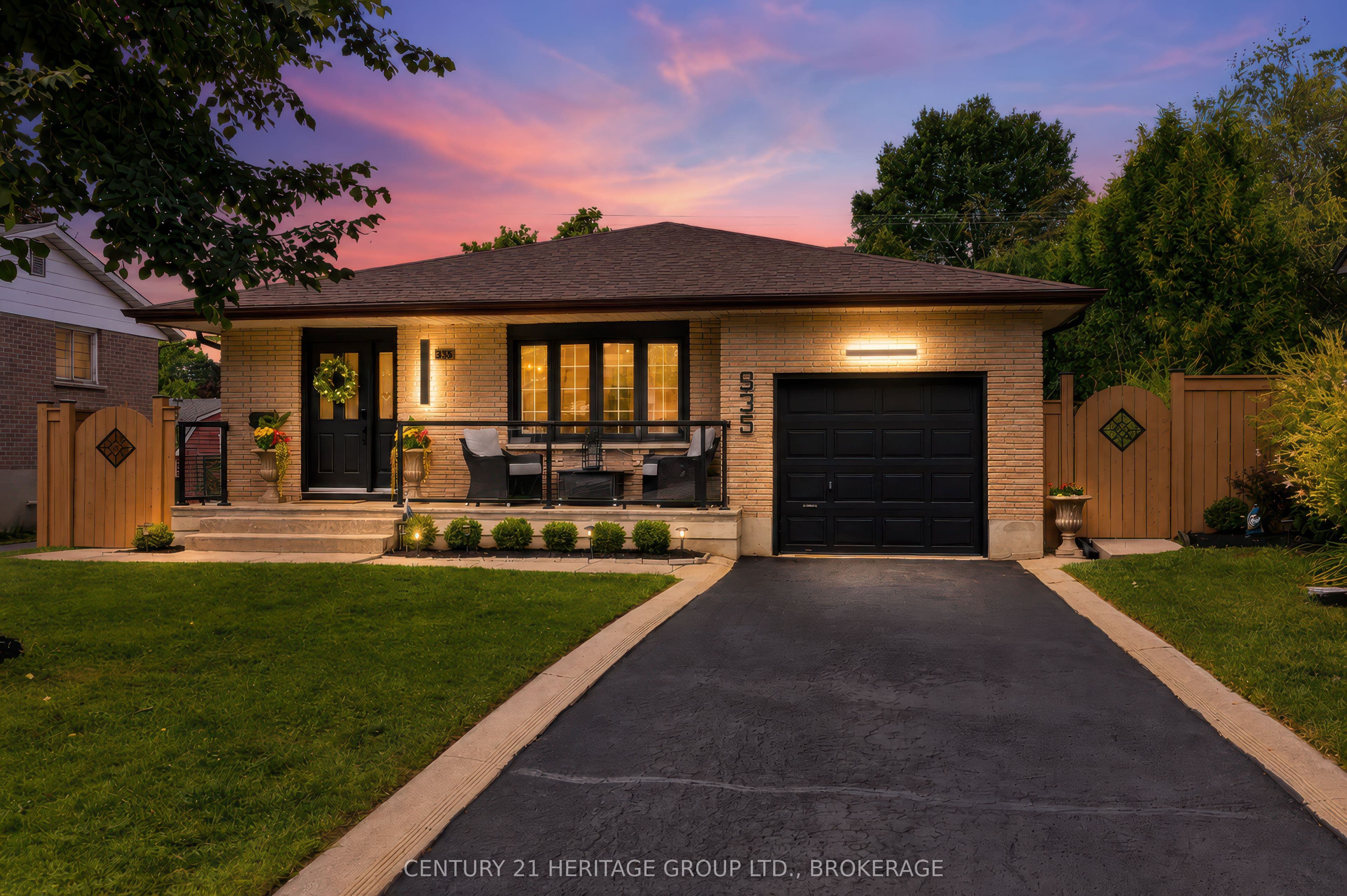 935 Pembridge Crescent, Kingston, ON K7M 6C6