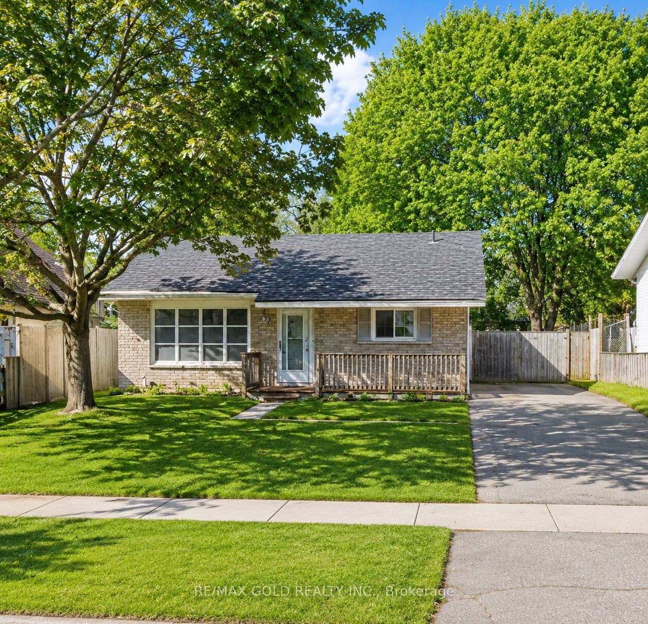 85 Williamsburg Road, Waterloo, ON N2E 1K6