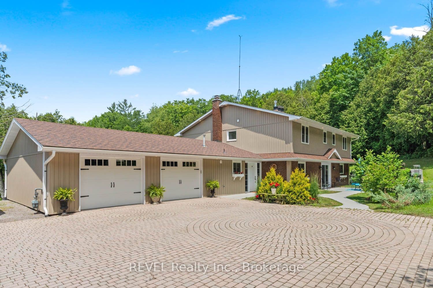208 Ski Hill Road, Kawartha Lakes, ON L0A 1A0