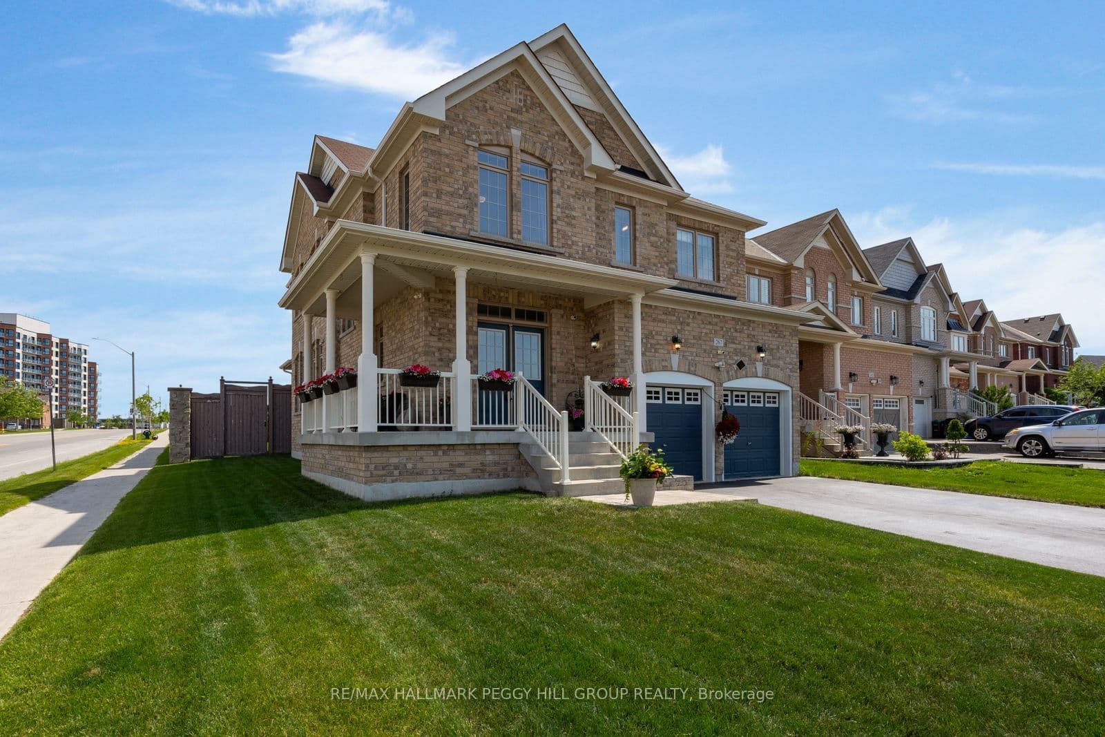 267 Kozlov Street, Barrie, ON L4N 6R7