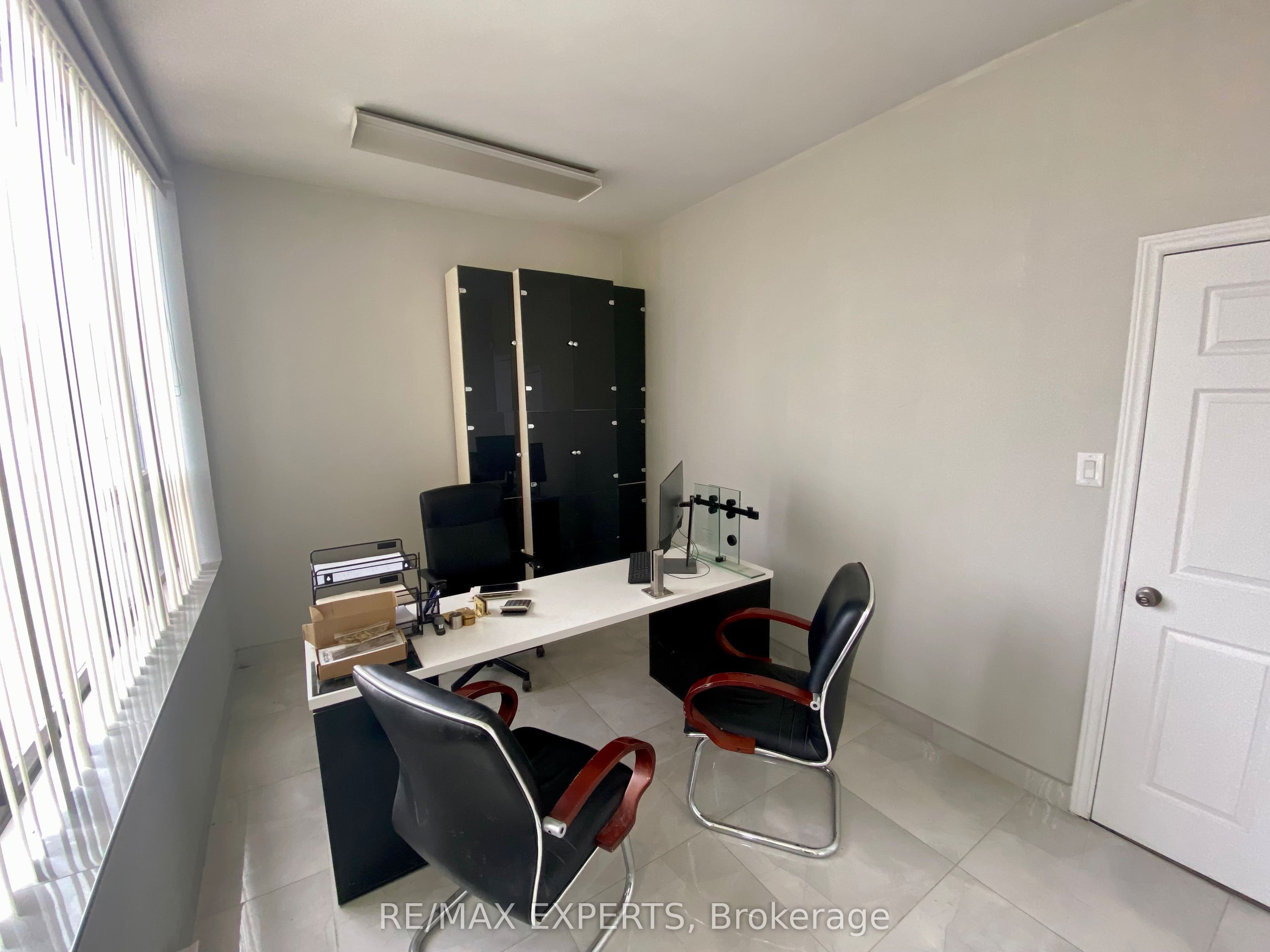 6198 Netherart Road E 8, Mississauga, ON L5T 2G7