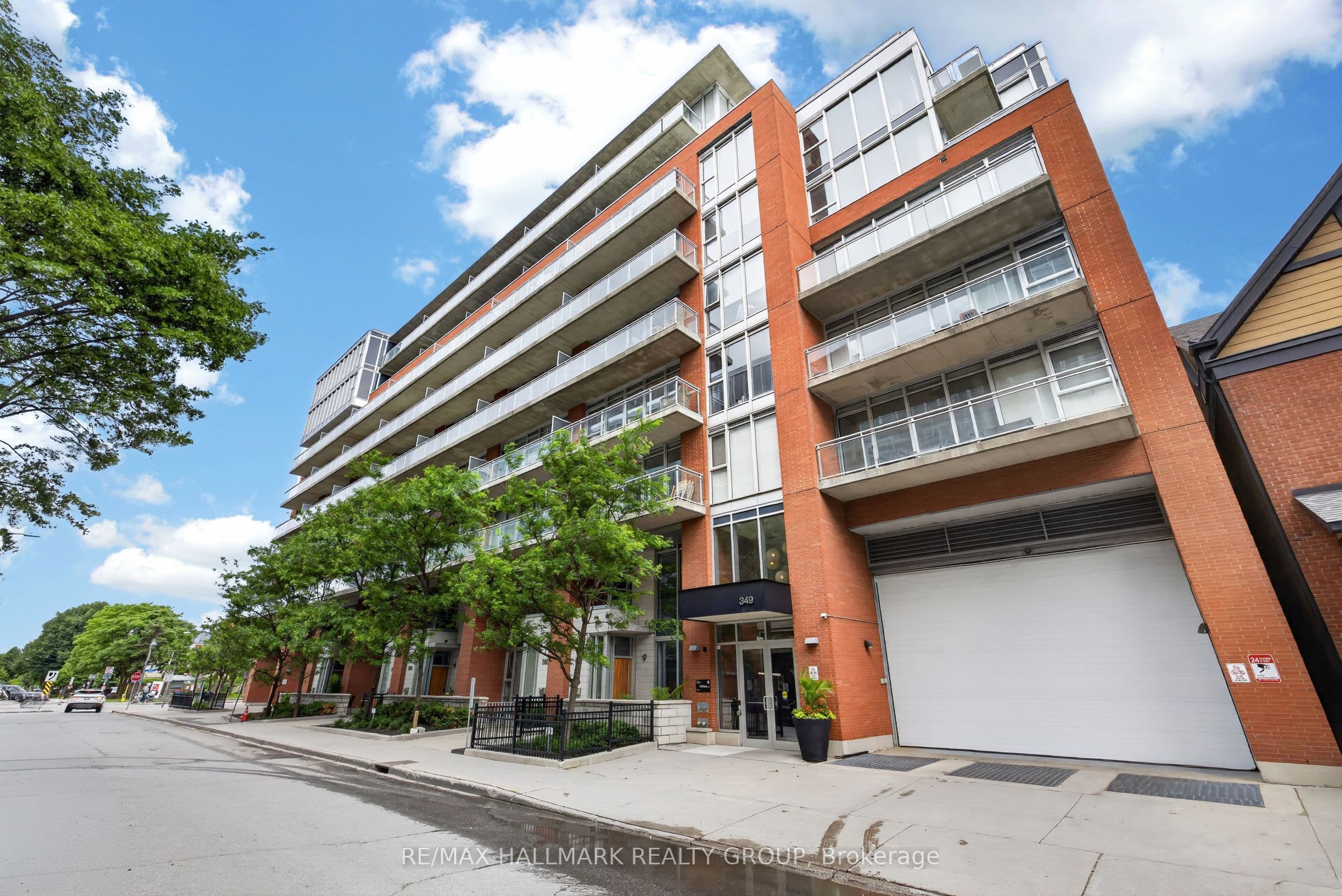353 McLeod Street, Ottawa Centre, ON K2P 1A2