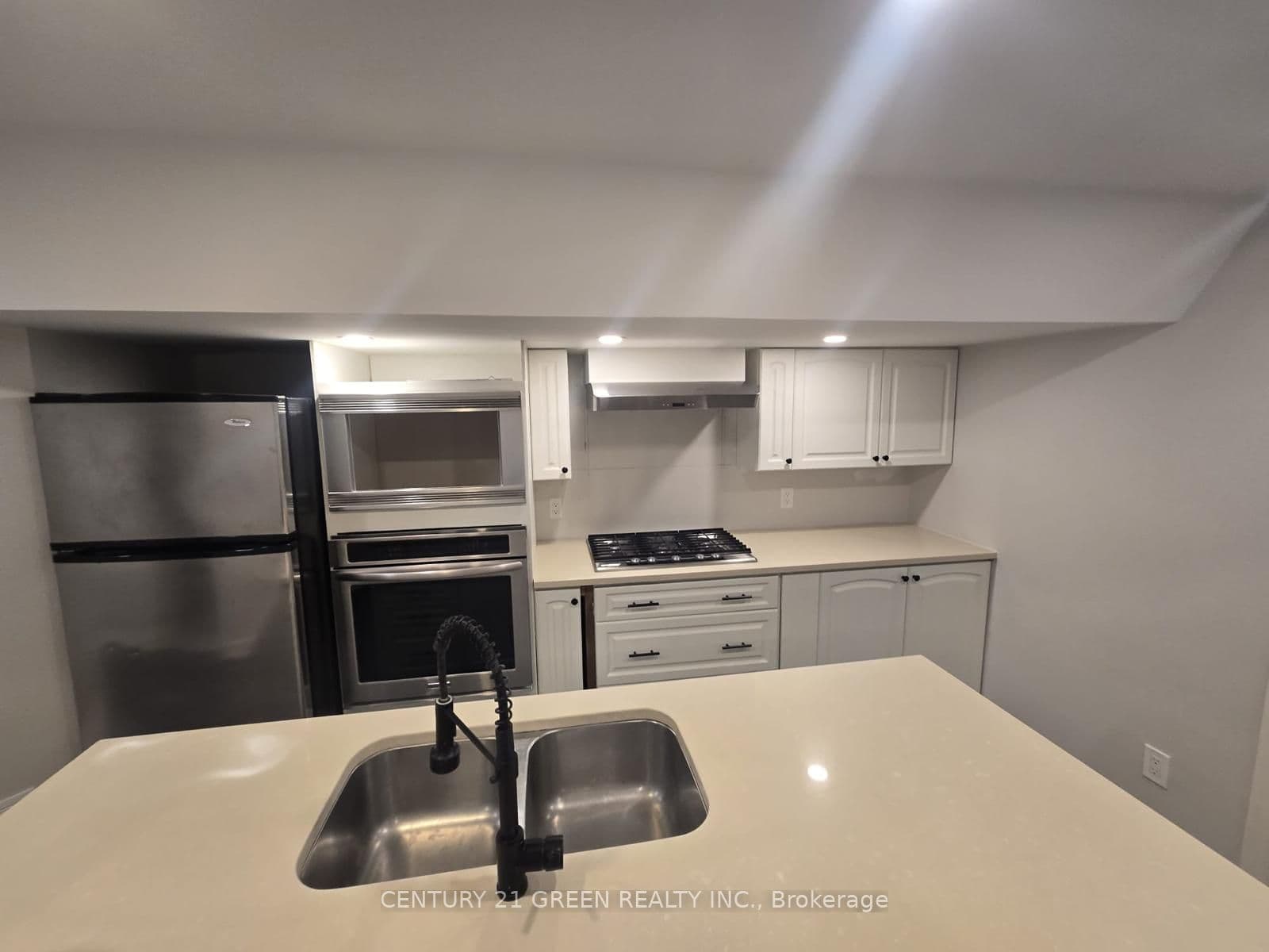 2483 Old Brompton Way Lower, Oakville, ON L6M 0J5