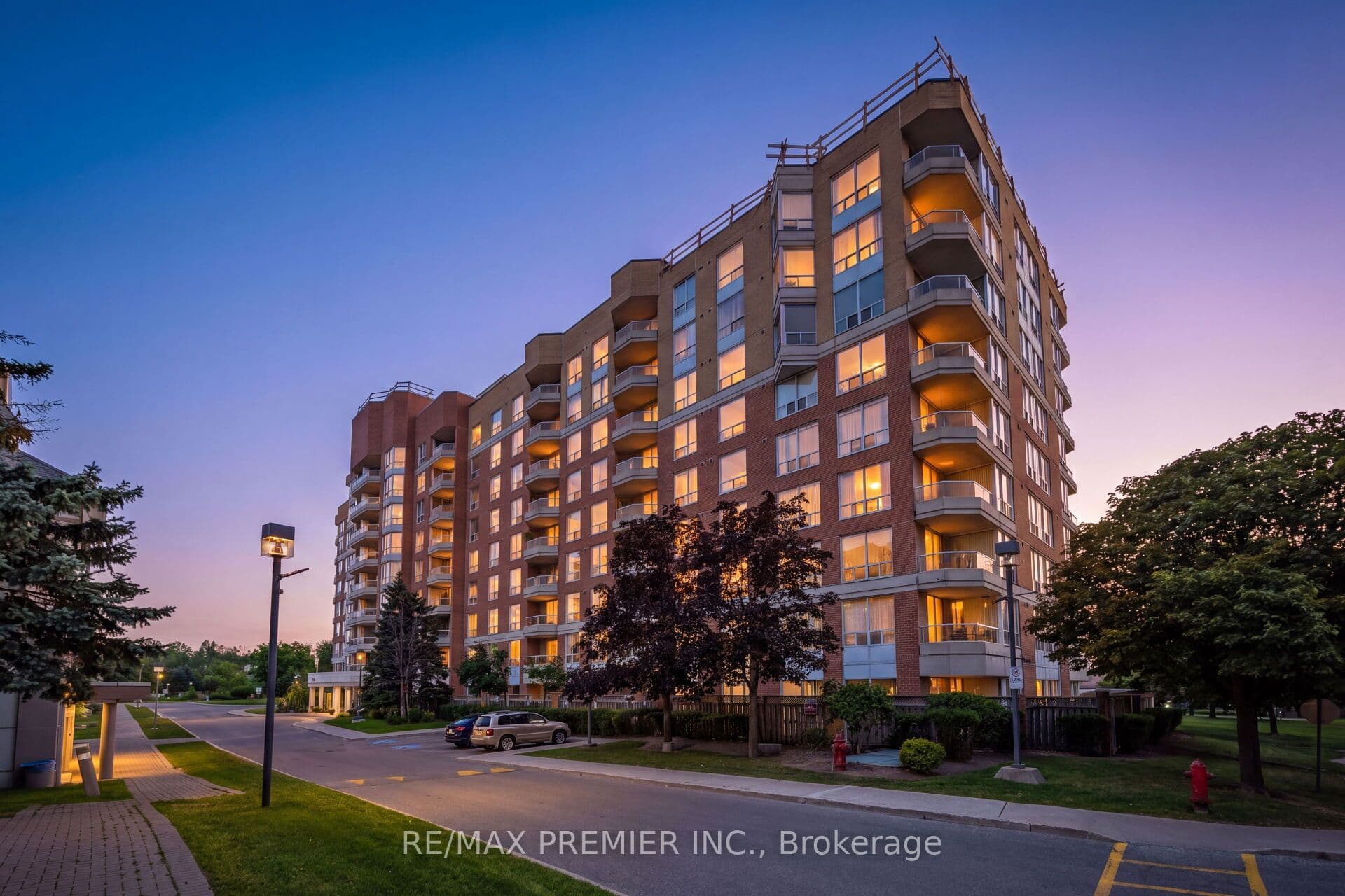 480 Mclevin Avenue 314, Toronto, ON M1B 5N9