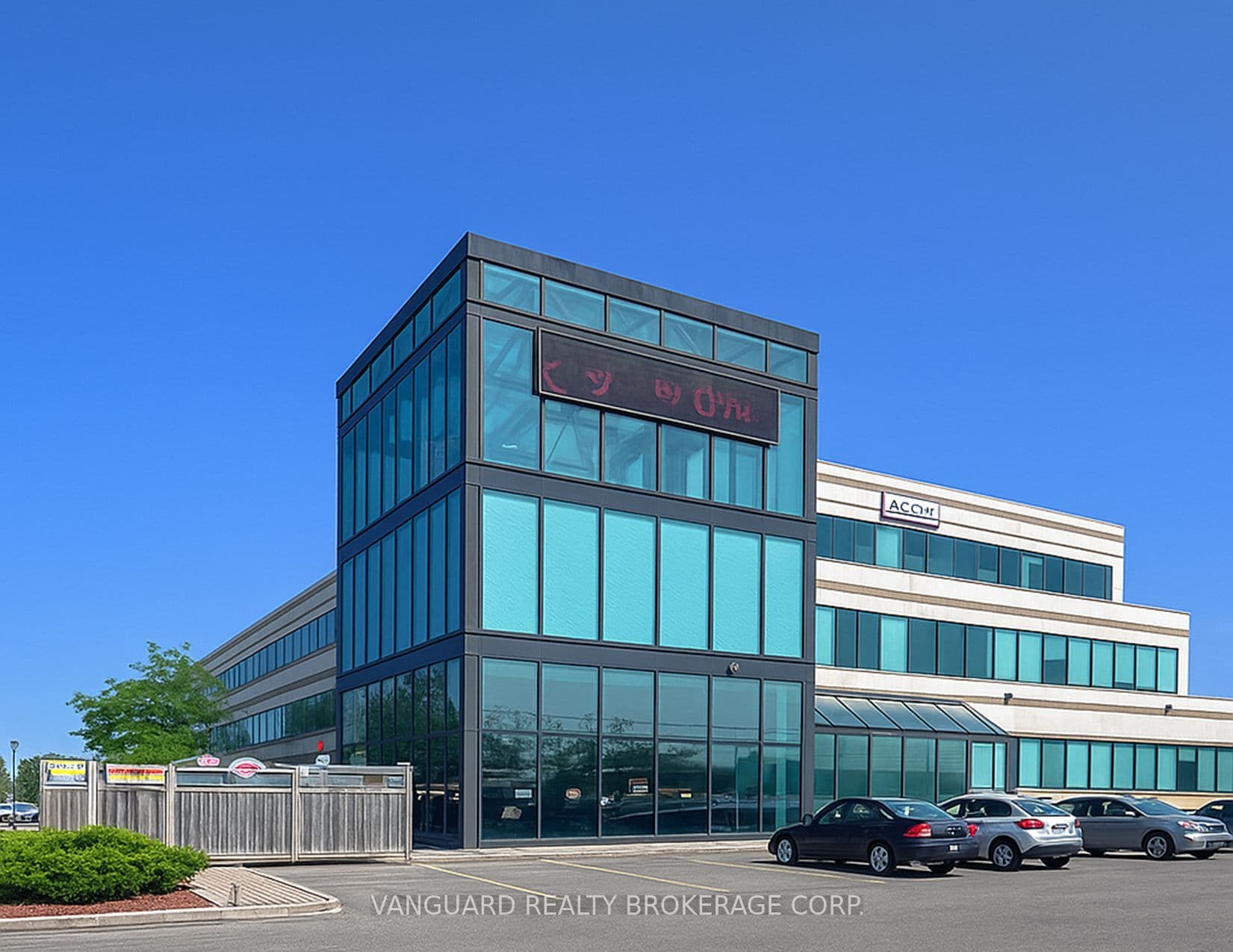 1091 Gorham Street 300B, Newmarket, ON L3Y 8X7