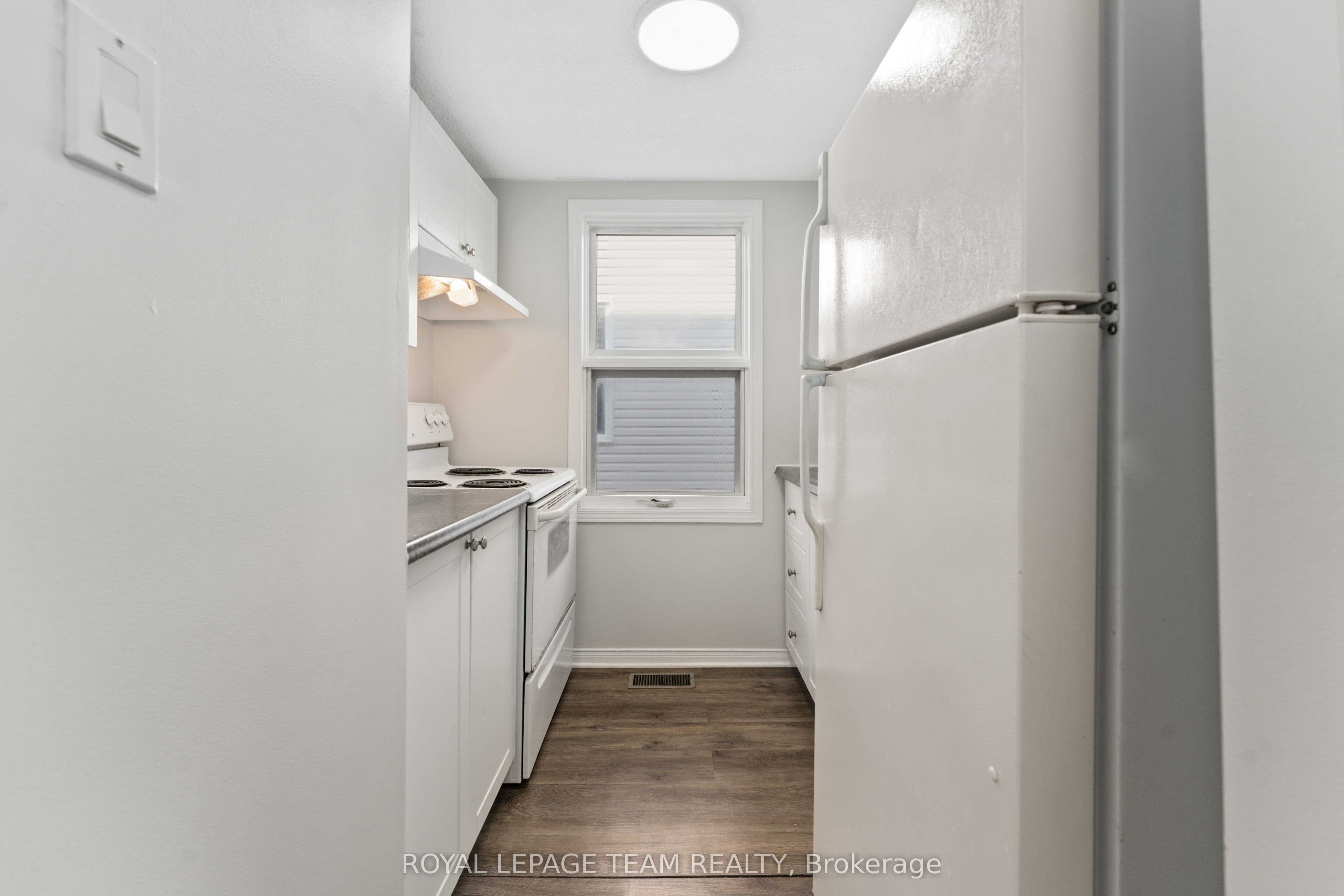1420 RAVEN Avenue B, Carlington - Central Park, ON K1Z 7Y4