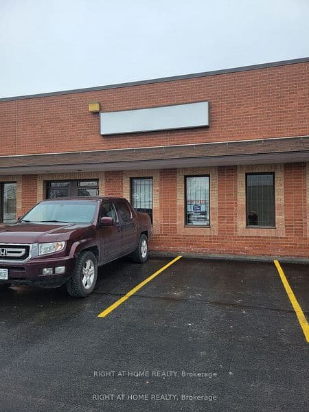 2416 W Wyecroft Road W 6, Oakville, ON L6L 6M6