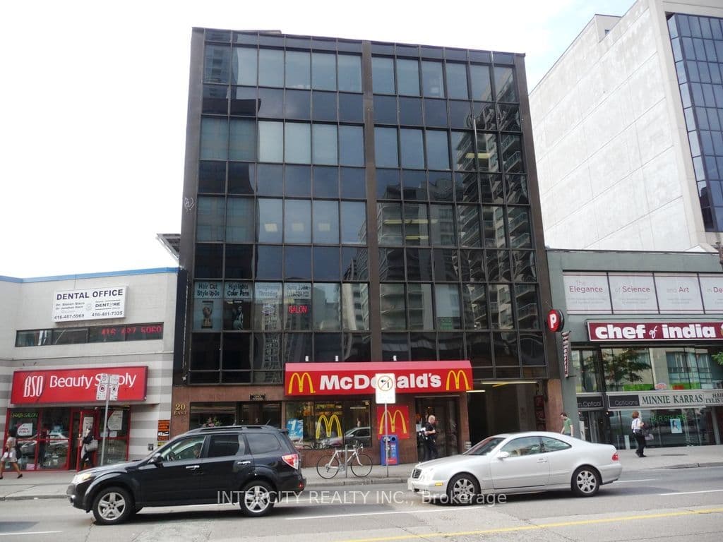 20 Eglinton Avenue E 500C, Toronto, ON M4P 1A6