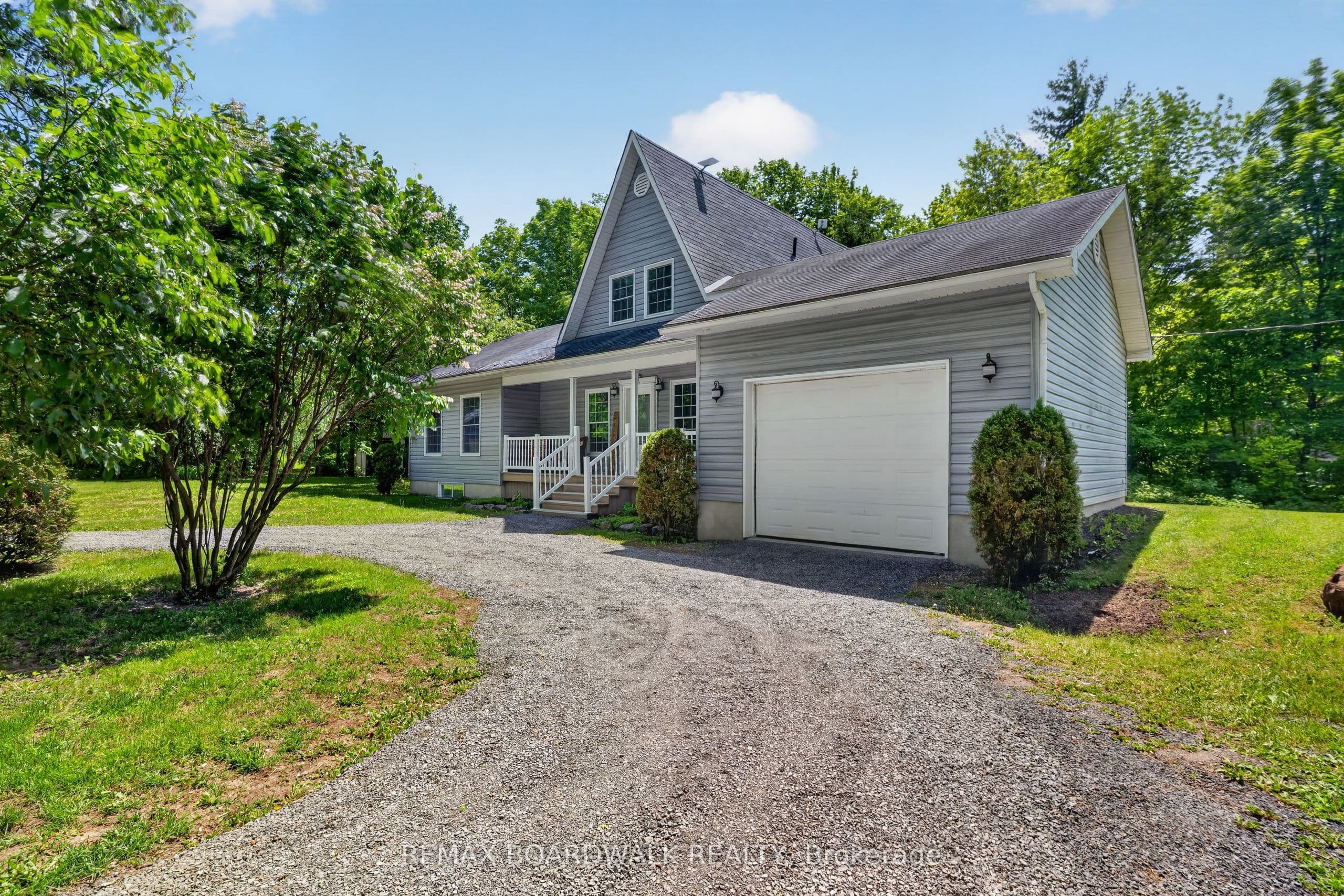 14930 Concession 10-11 Road, North Stormont, ON K0A 1R0