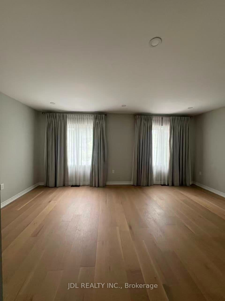 72 Port Arthur Crescent, Richmond Hill, ON L4E 0Z9