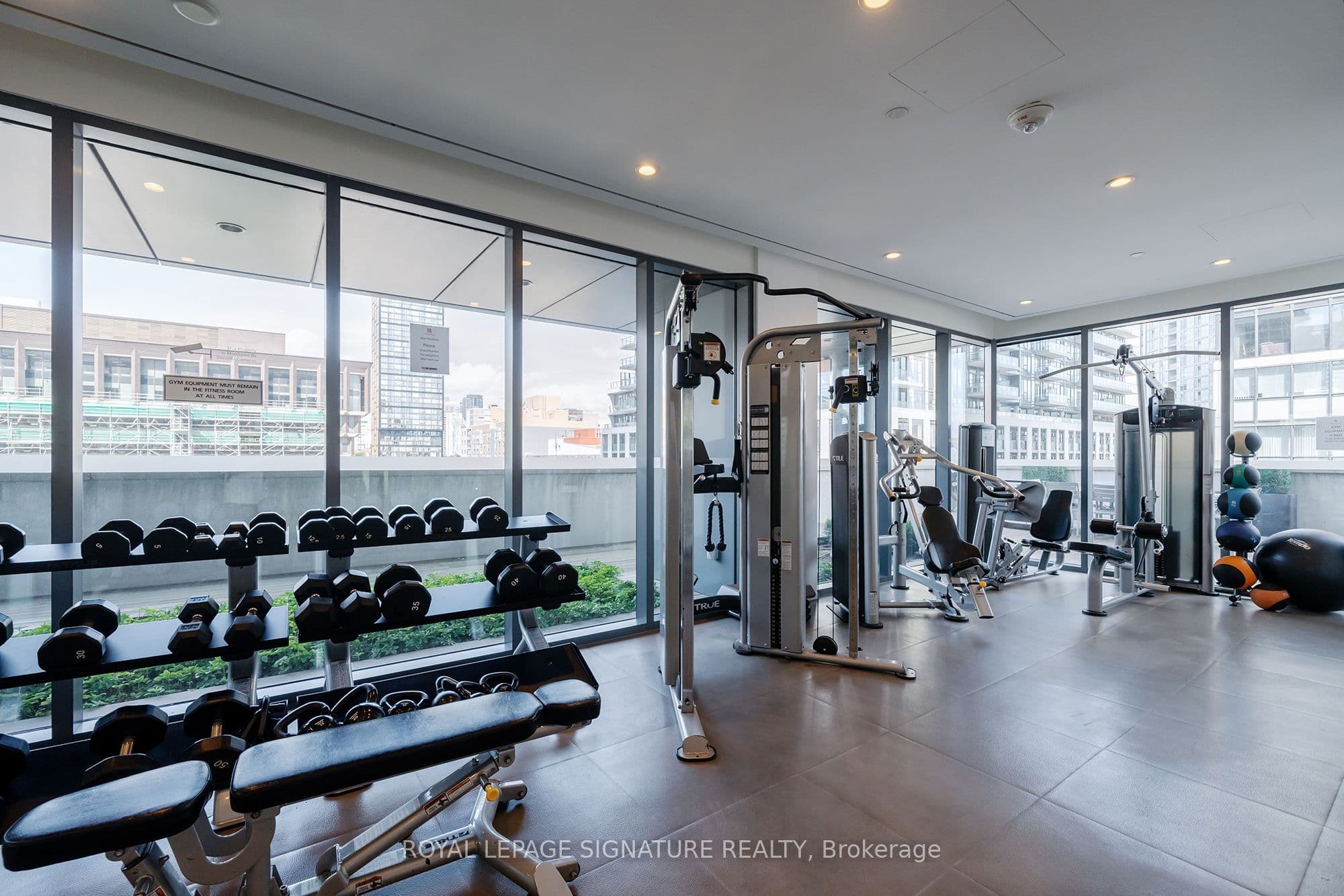 159 Dundas Street E 1809, Toronto, ON M5B 1E4