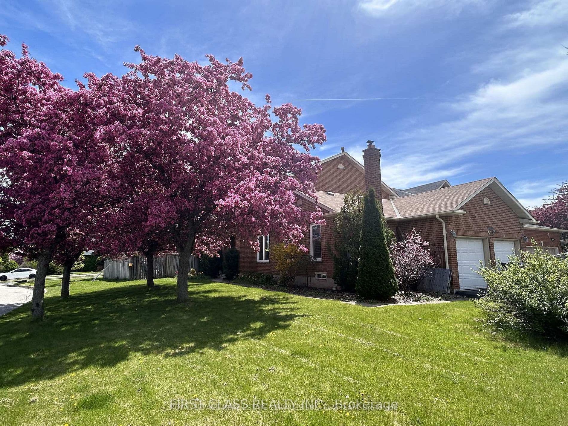 2360 Credit Valley Road, Mississauga, ON L5M 4C9