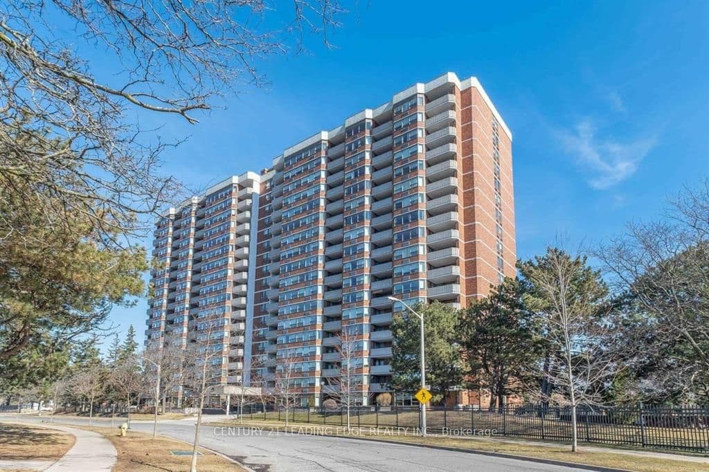 121 Ling Road 1915, Toronto, ON M1E 4Y2