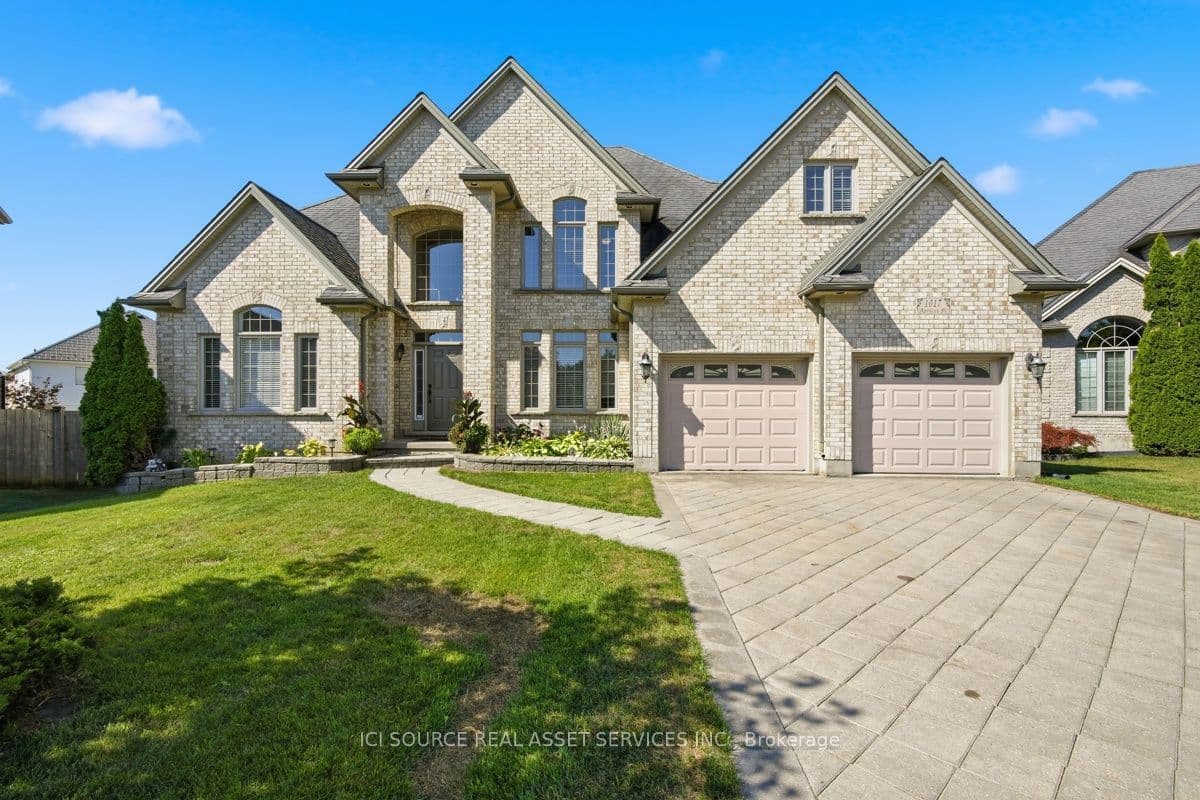 1017 Apricot Place, London South, ON N6K 5A5