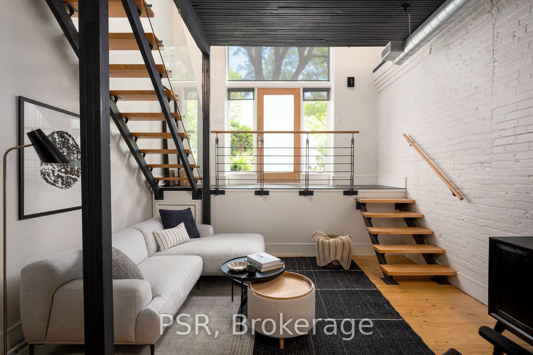 20 Brockton Avenue 8, Toronto, ON M6K 1S5