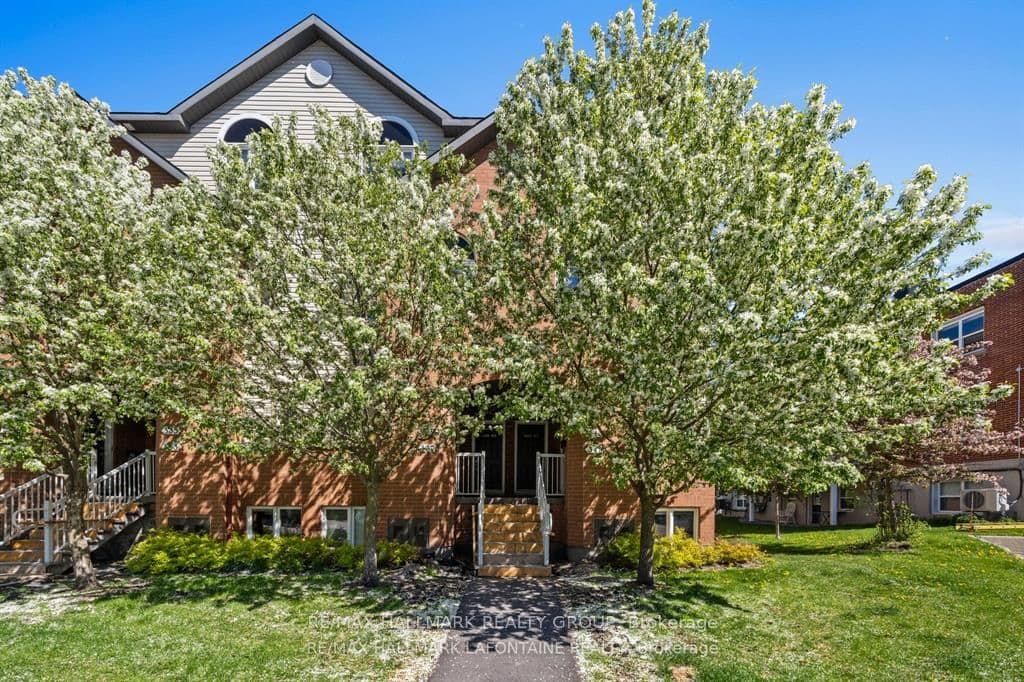 49 Jardin Private 343, Manor Park - Cardinal Glen and Area, ON K1K 2V8