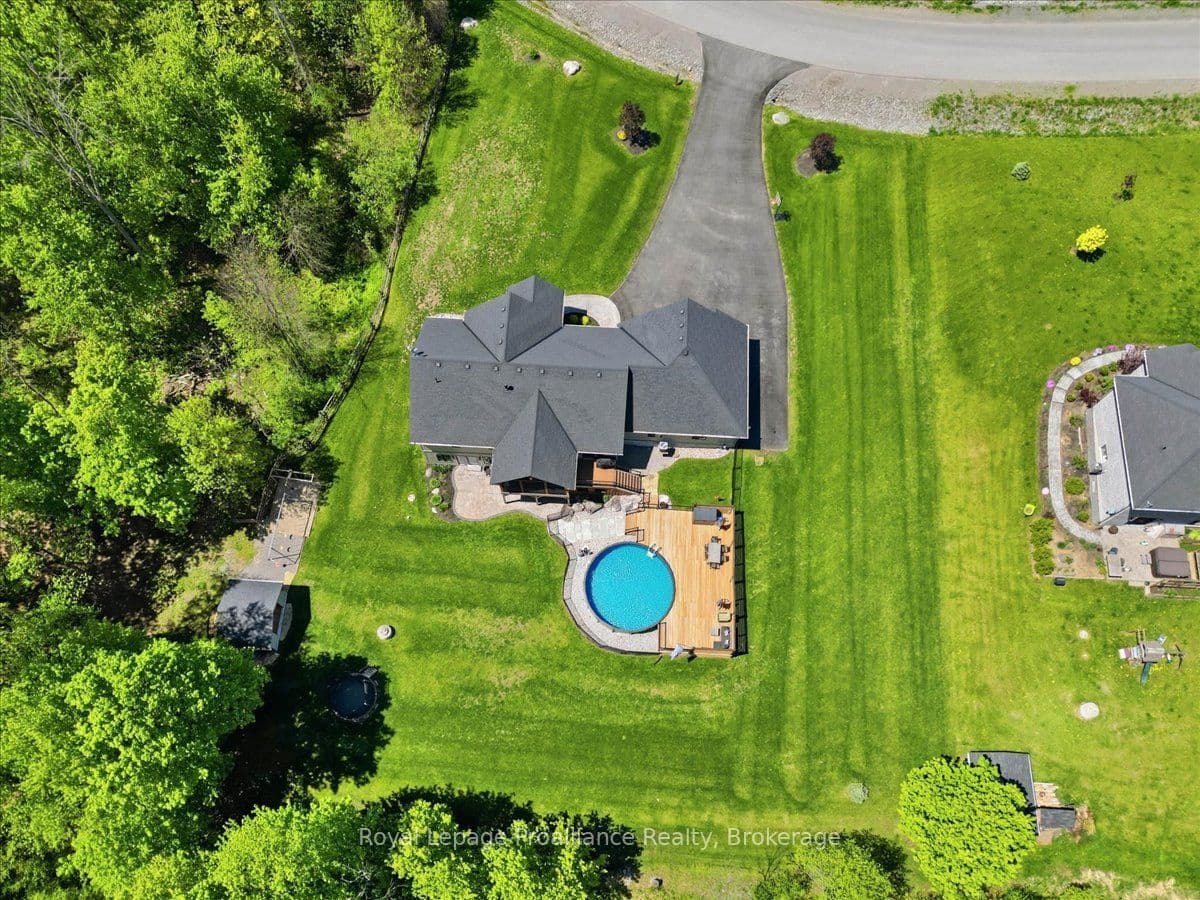 63 Hiddenvalley Drive, Belleville, ON K0K 2V0
