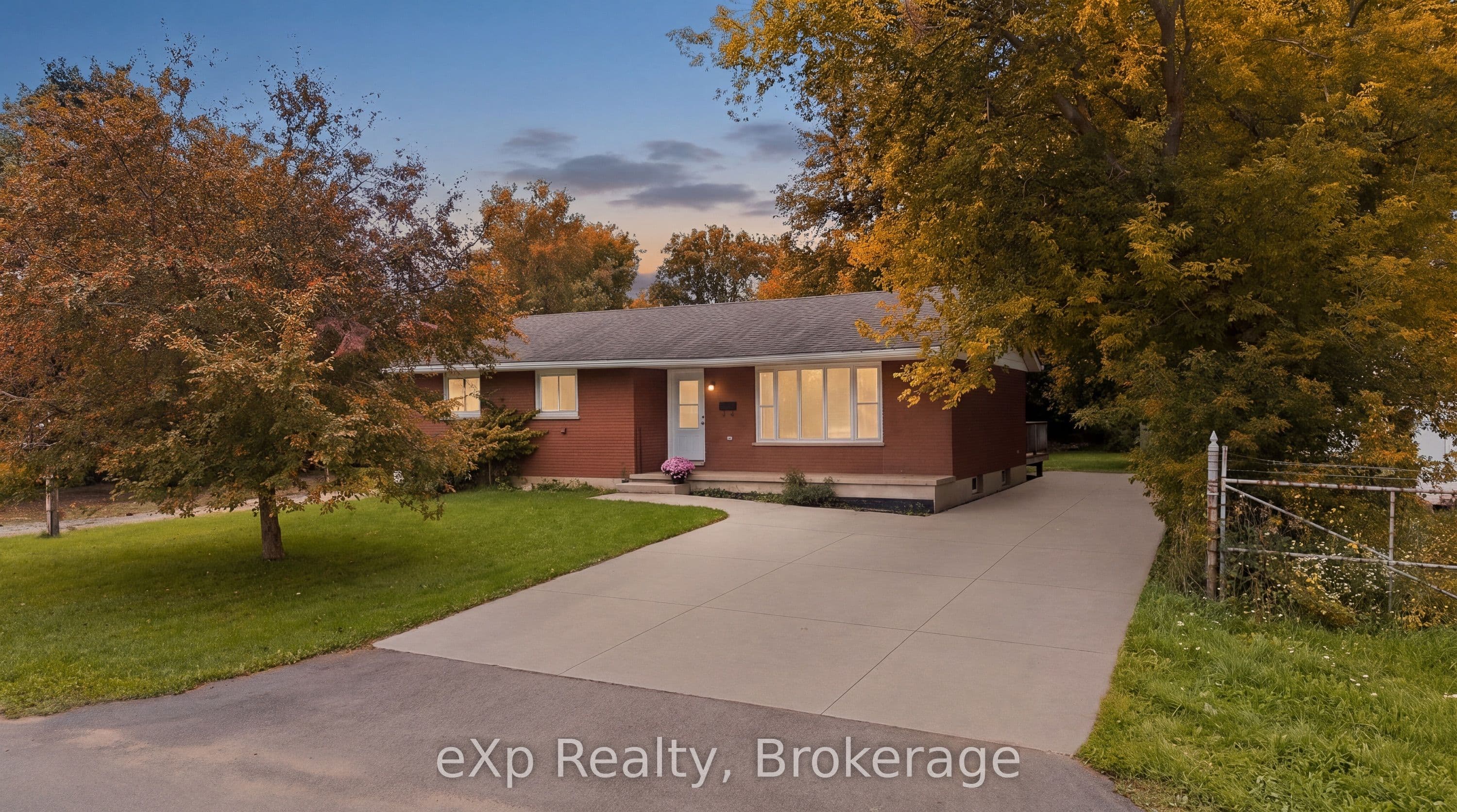 236 Bruce Street S, West Grey, ON N0G 1R0