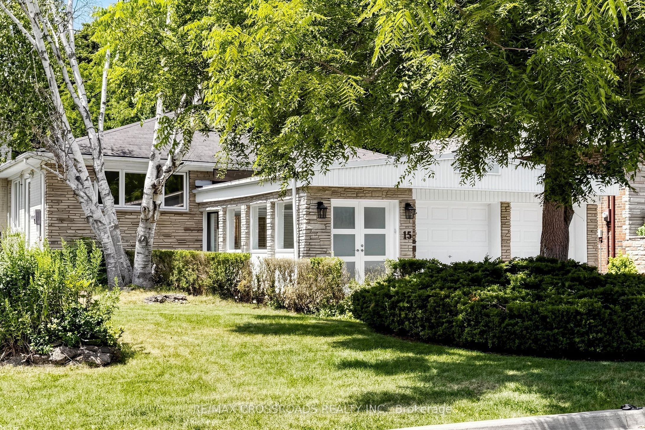 15 Alamosa Drive, Toronto, ON M2J 2N6