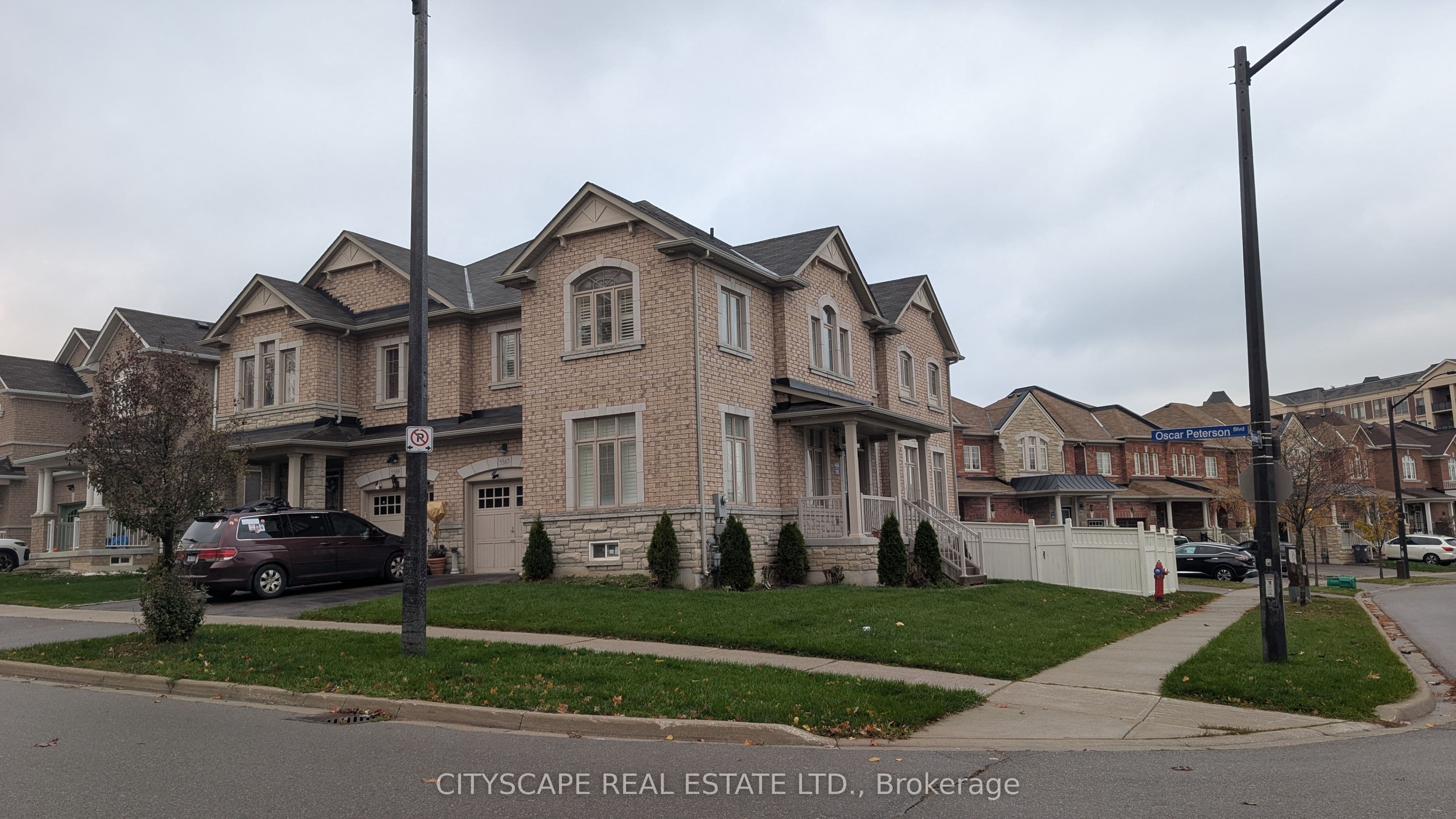 5567 Oscar Peterson Boulevard, Mississauga, ON L5M 0V6