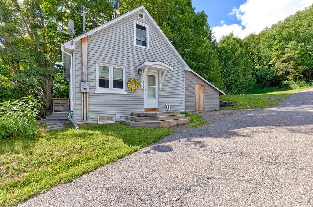 168 Bonnechere Street E, Bonnechere Valley, ON K0J 1T0