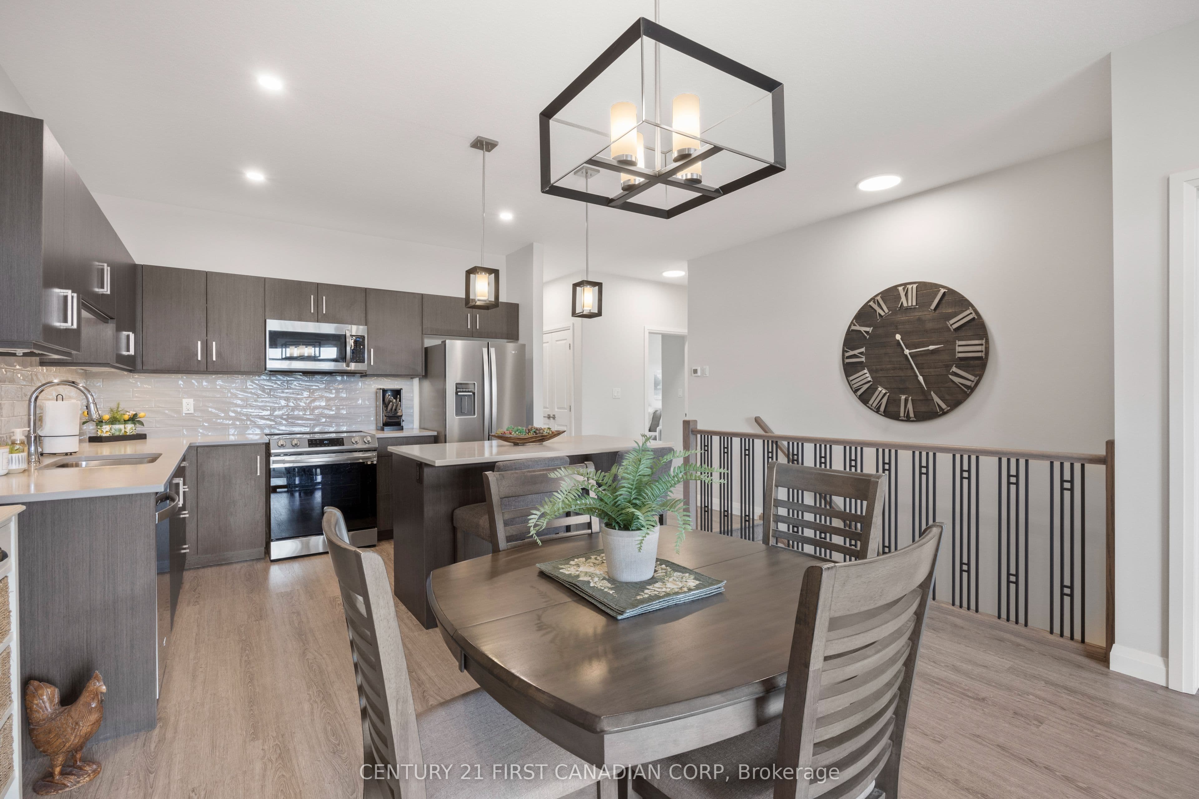100 Rowe Avenue, South Huron, ON N0M 1S1