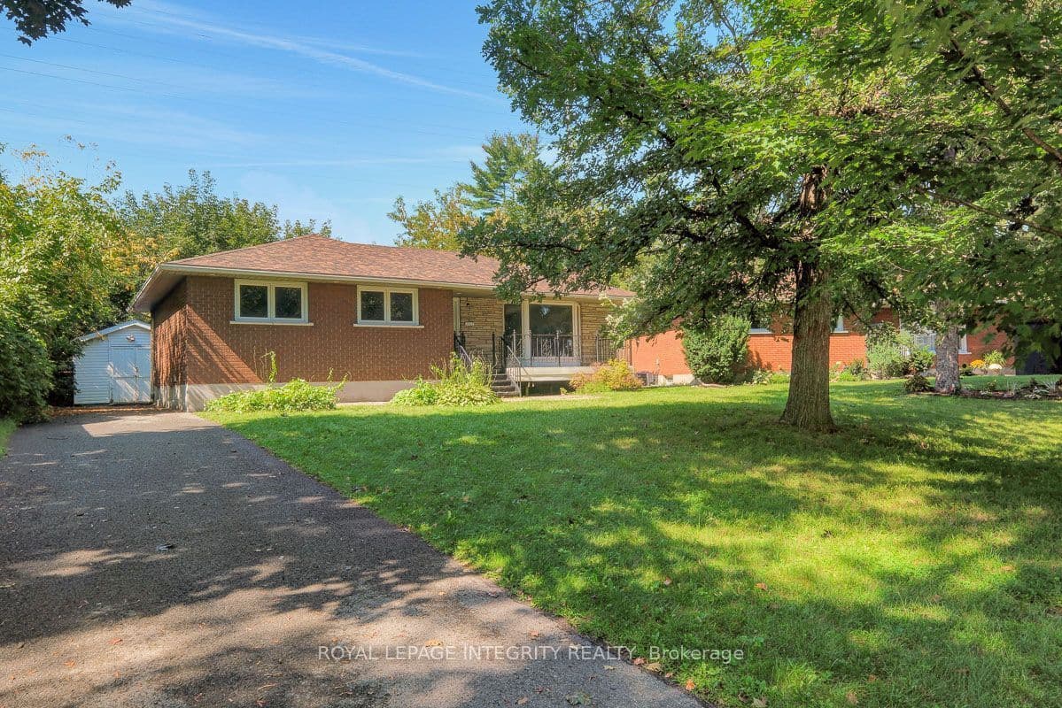 2317 Elmira Drive, Parkway Park - Queensway Terrace S and Area, ON K2C 1H3
