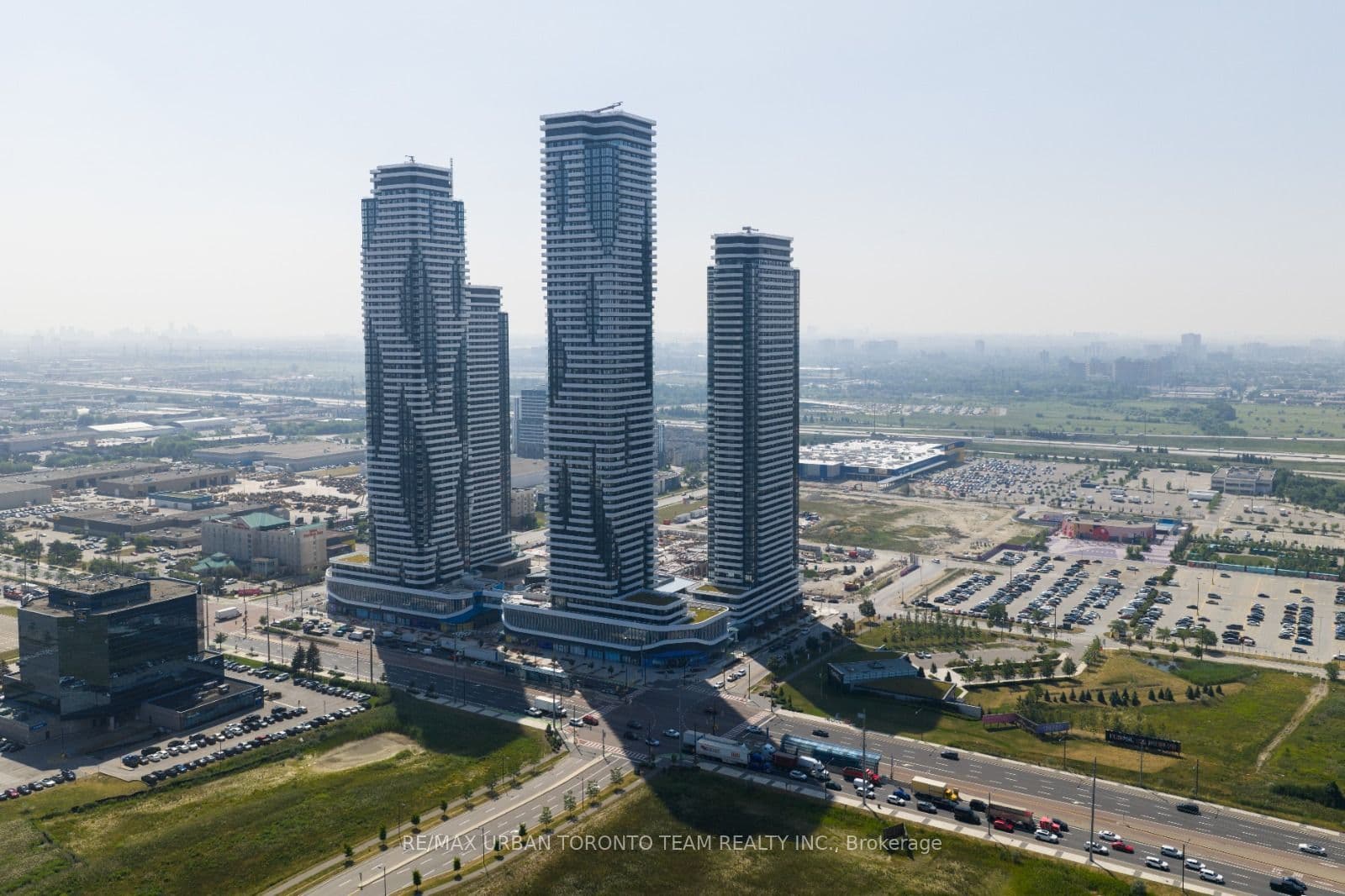 225 Commerce Street 3905, Vaughan, ON L4K 0R1