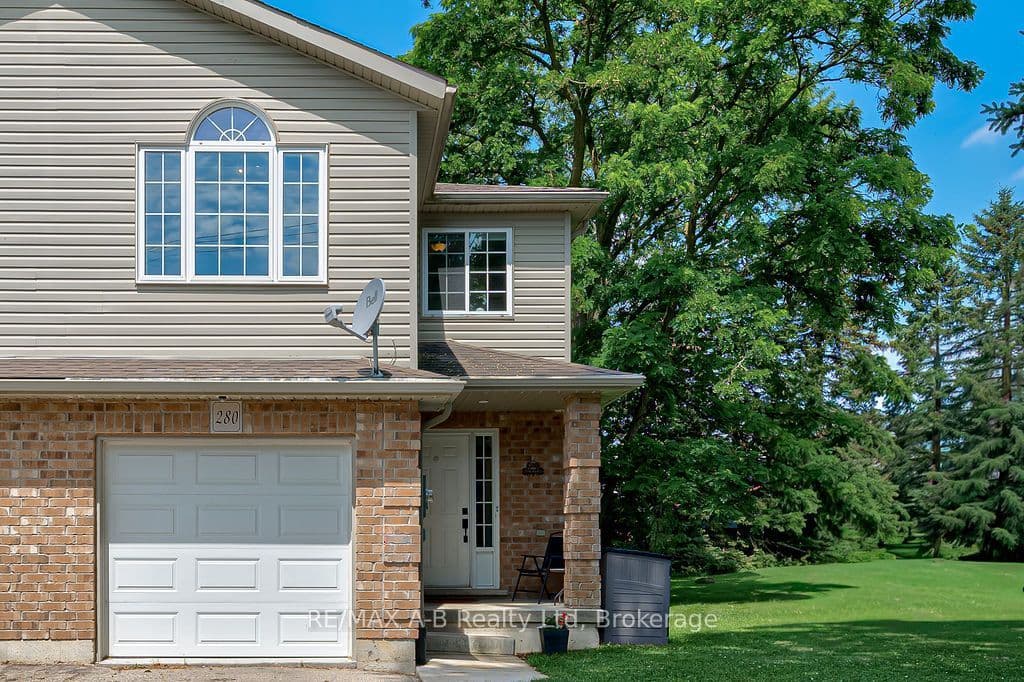 280 Railway Avenue, Stratford, ON N5A 2J4