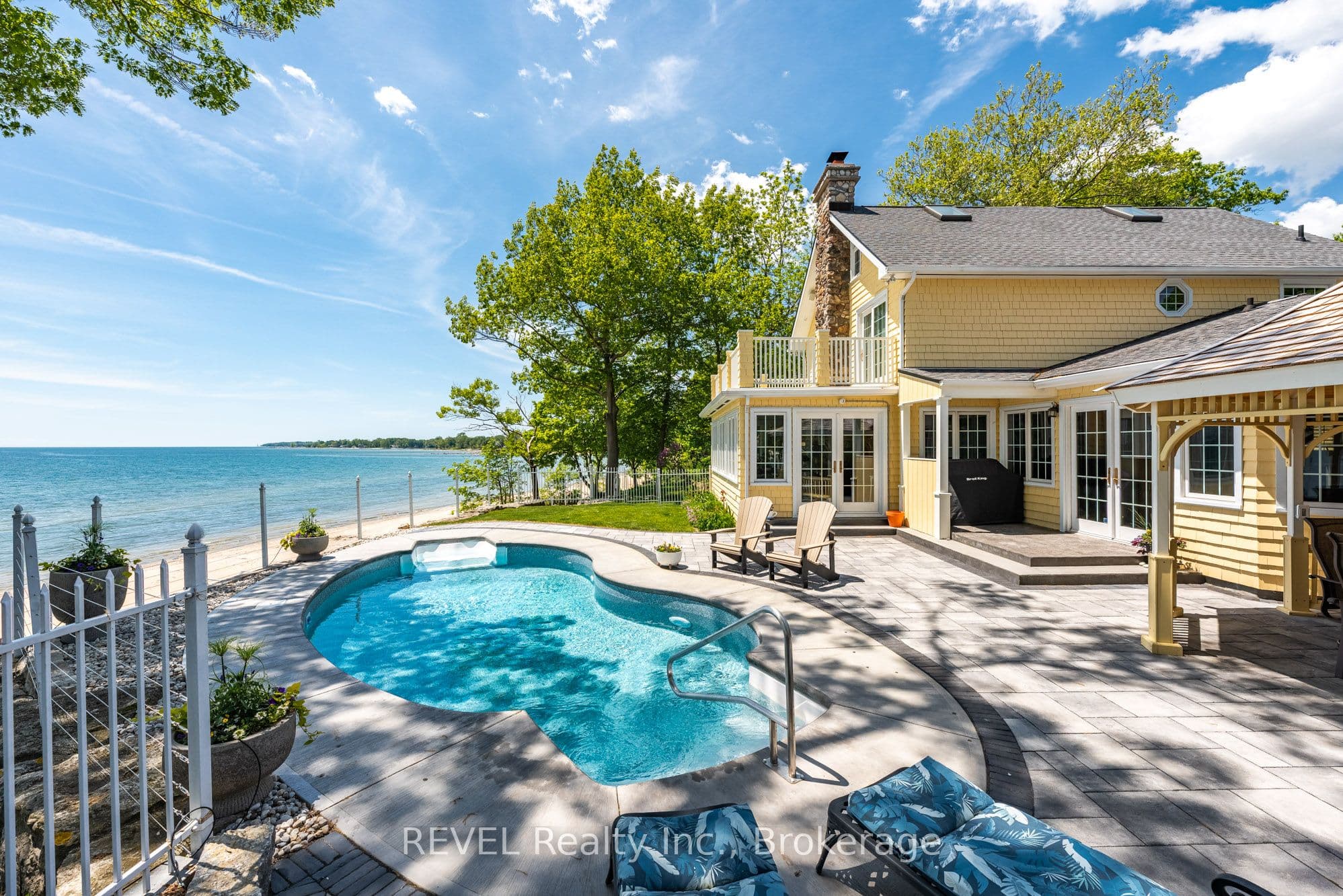 3091 Thunder Bay Road, Fort Erie, ON L0S 1N0