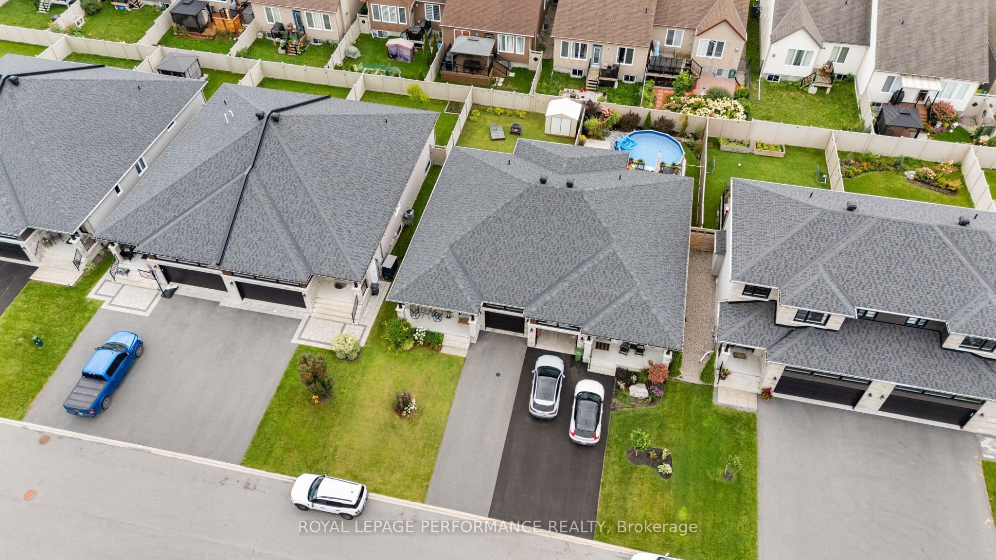 390 Twilight Avenue, Russell, ON K4R 0E6